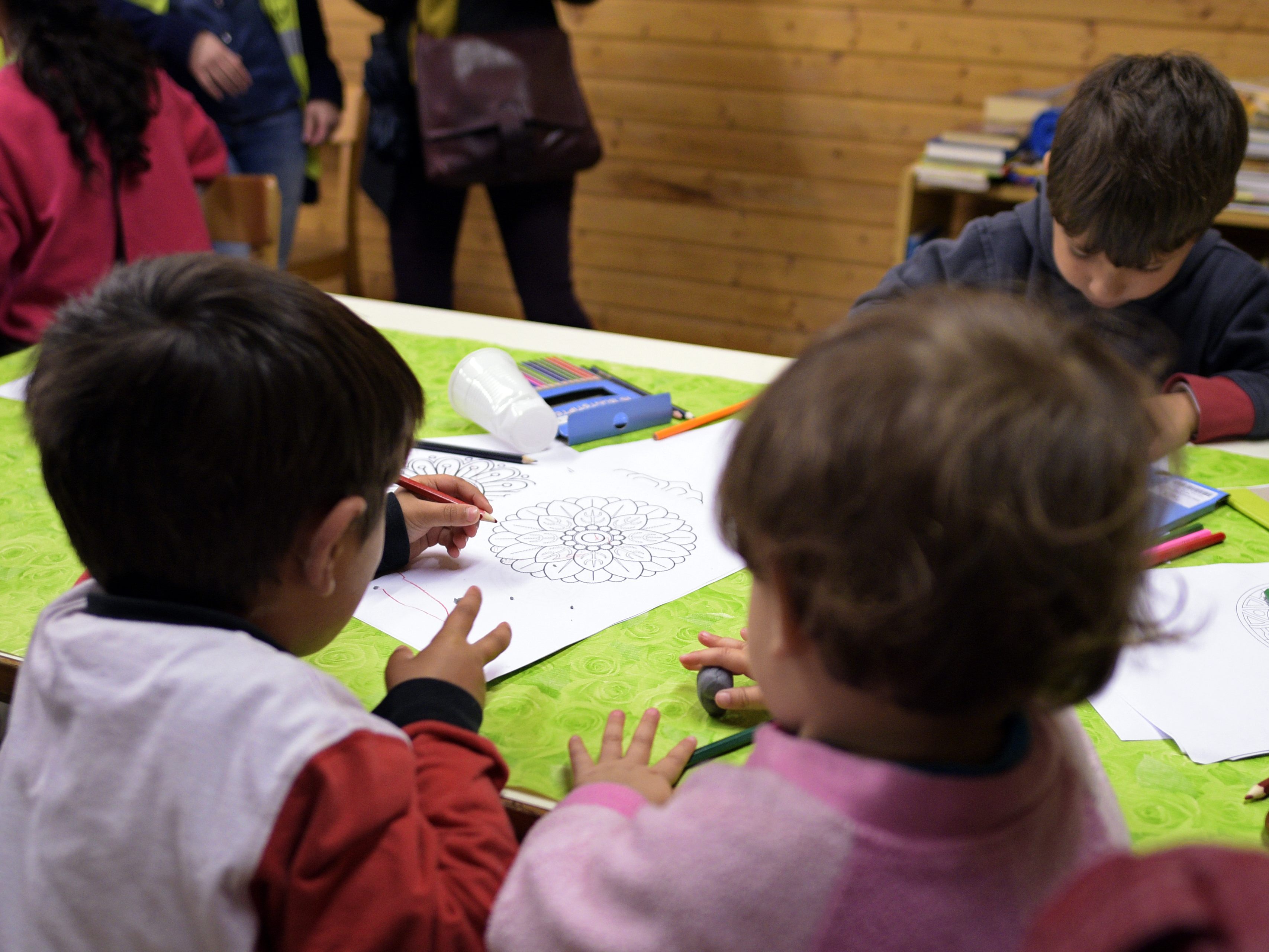 Niederösterreich kauft mehr Tests für Kindergartenkinder.