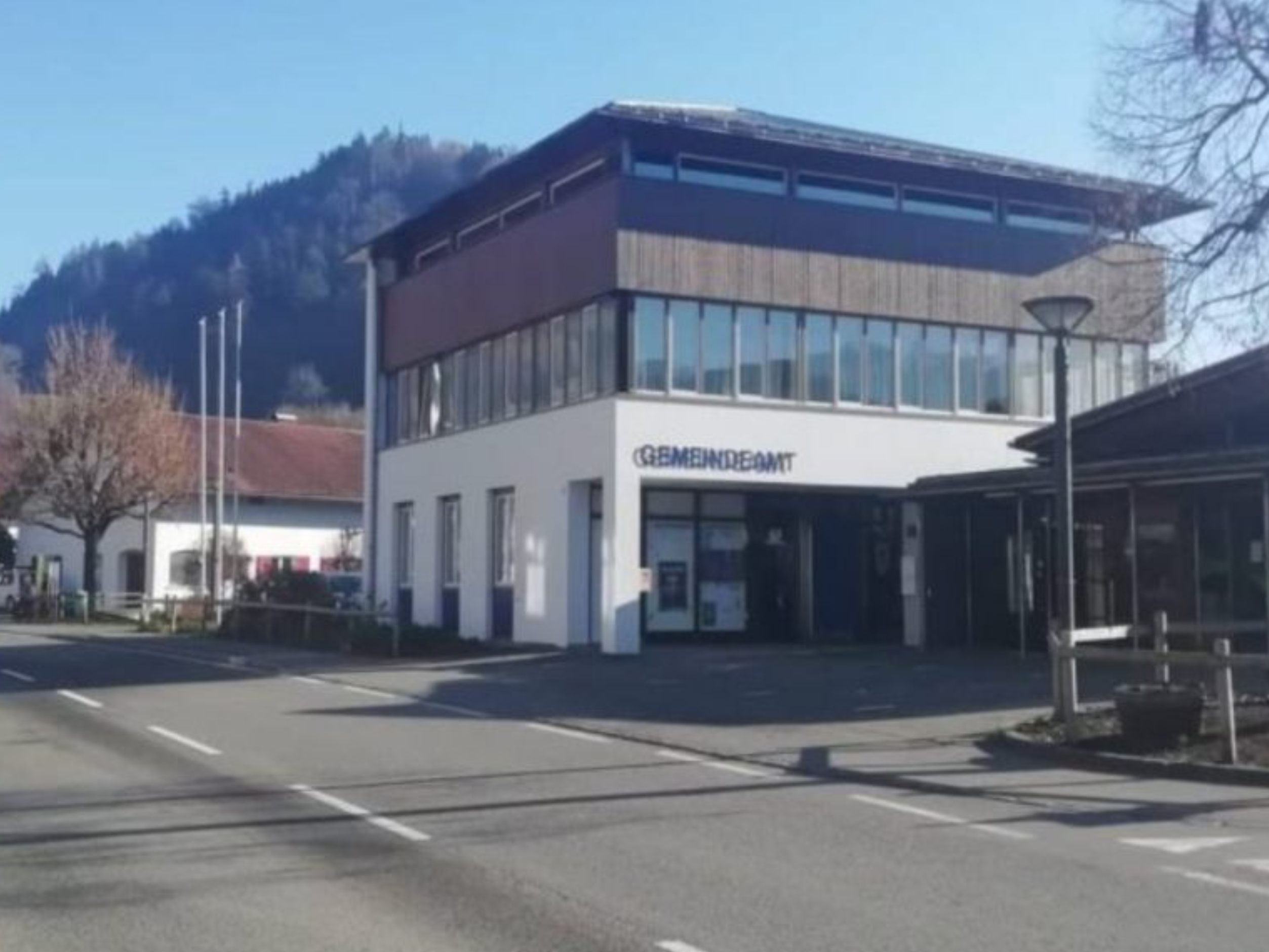 Für Ganztages-Parker wird es in Schnifis in Zukunft teurer. Für Ganztages-Parker wird es in Schnifis in Zukunft teurer.