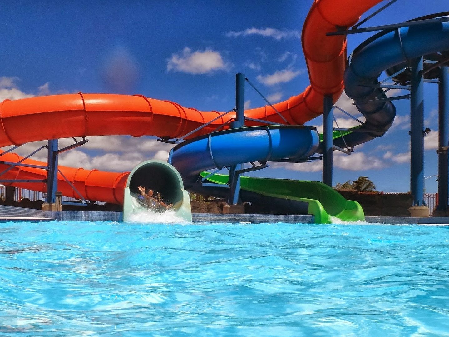 Symbolbild: Looping-Rutsche Symbolbild: Looping-Rutsche
