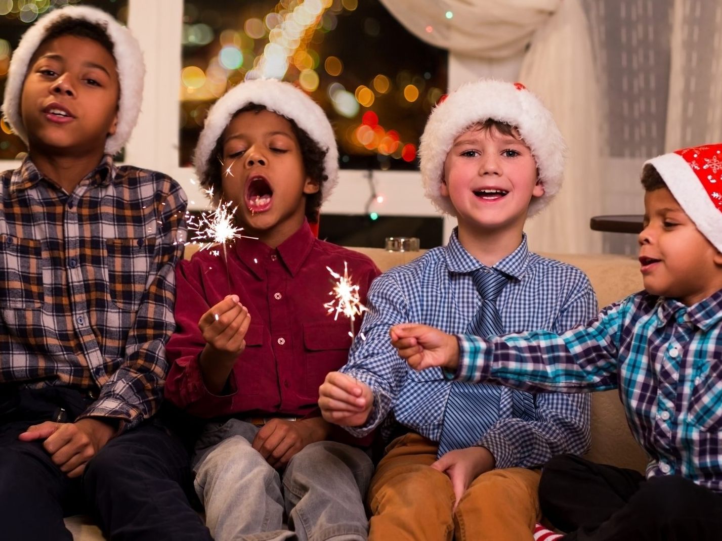 Mit beliebten Weihnachtssongs durch den Advent. Mit beliebten Weihnachtssongs durch den Advent.