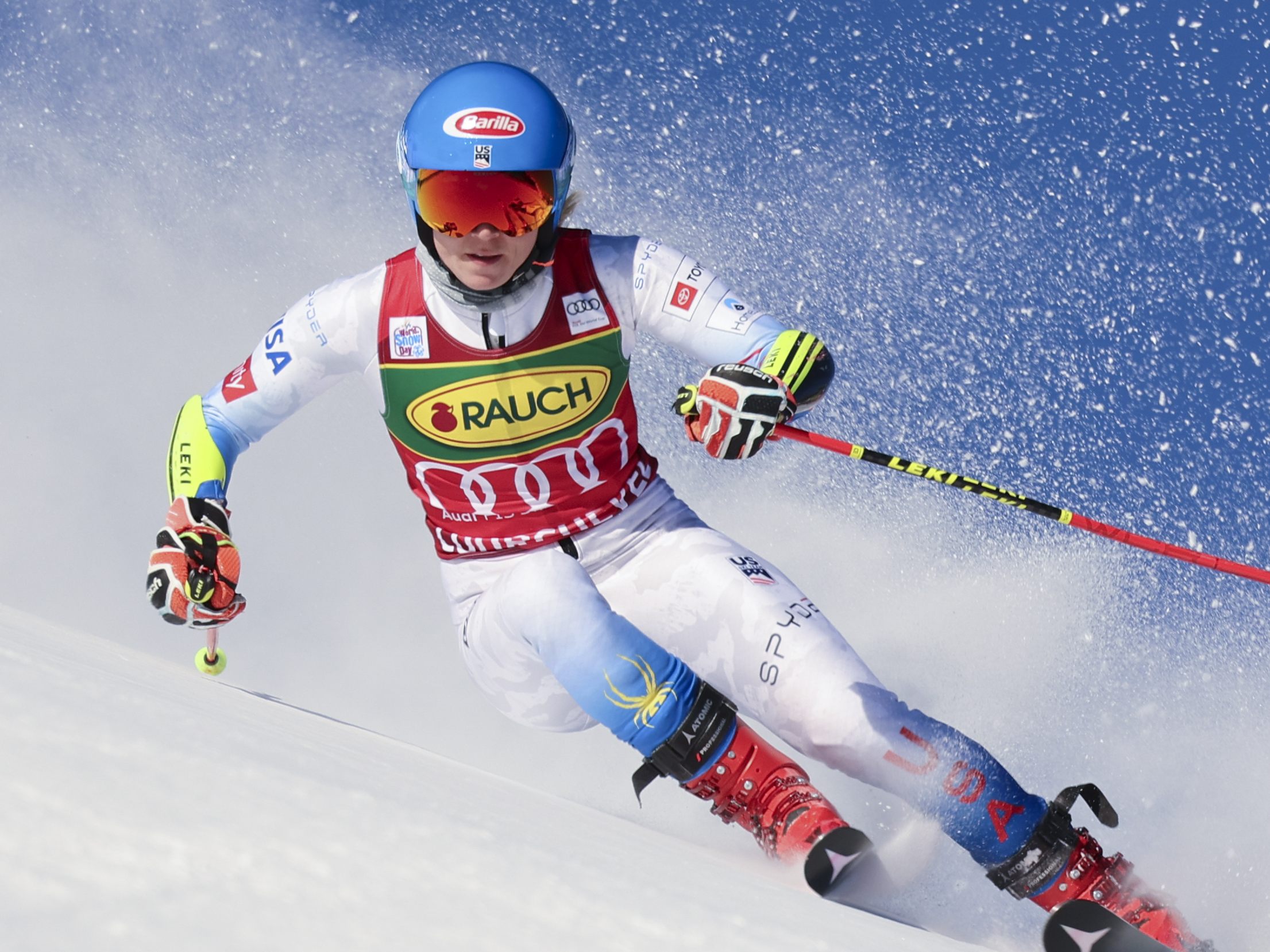 Mikaela Shiffrin führt im Courchevel-RTL überlegen.