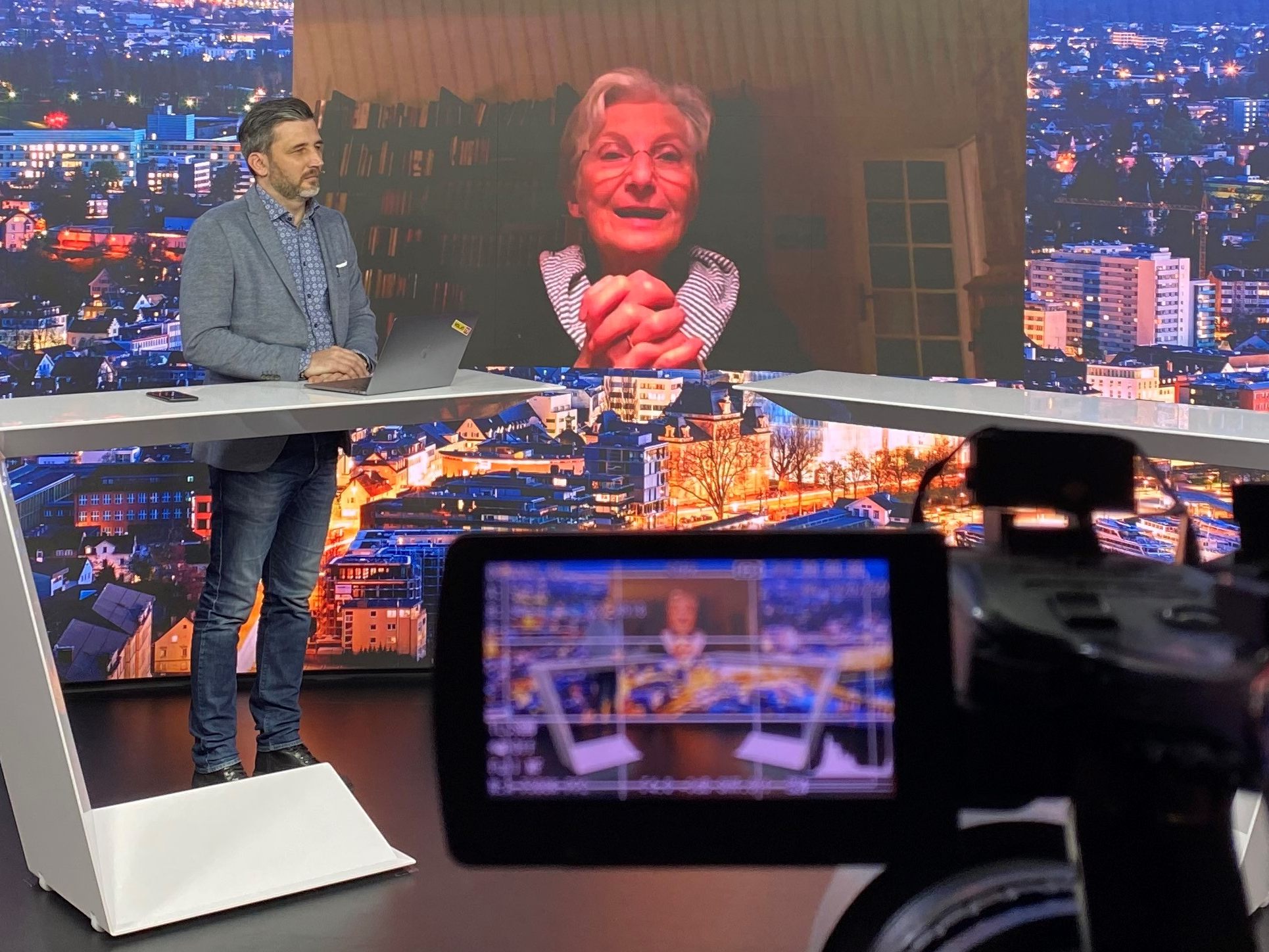 Dr. Irmgard Griss zu Gast bei "Vorarlberg LIVE". Dr. Irmgard Griss zu Gast bei "Vorarlberg LIVE".