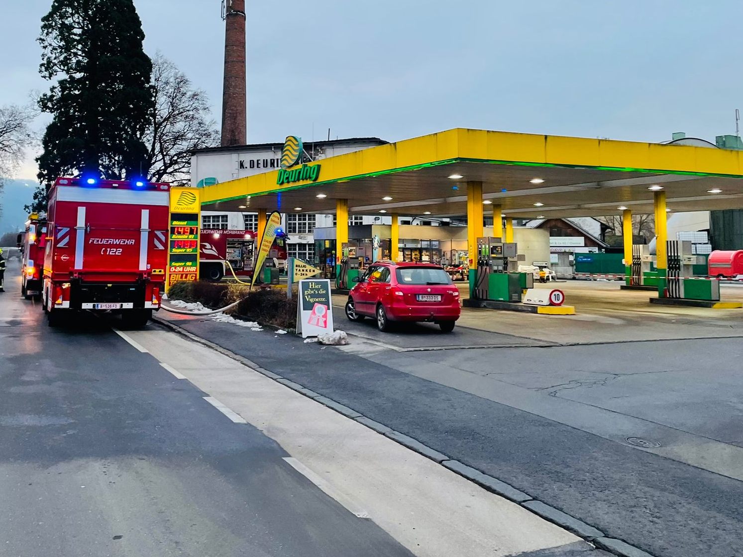 Am Freitagnachmittag musste die Feuerwehr zu einem Chemieunfall in Hörbranz ausrücken.