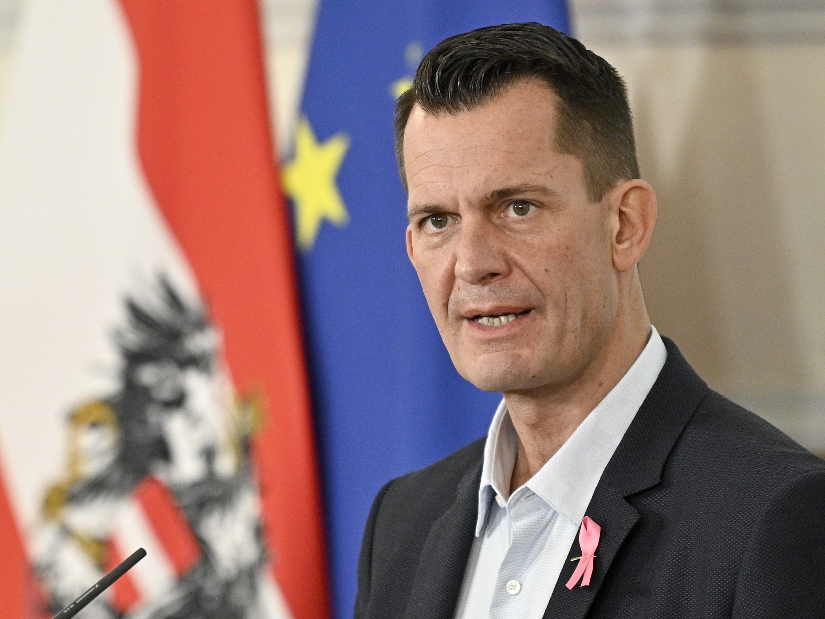 Mückstein kündigt eine neue Antikörperstudie an.