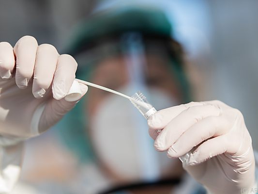 Neuinfektionszahlen verdoppelten sich binnen einer Woche Neuinfektionszahlen verdoppelten sich binnen einer Woche