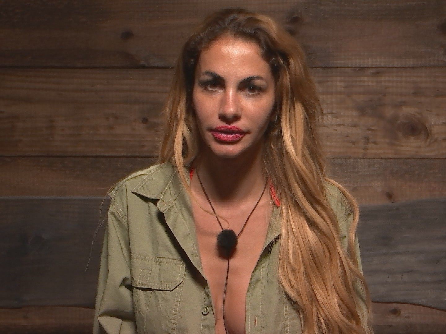 Janina Youssefian zum Rassismus-Eklat im Dschungelcamp. Janina Youssefian zum Rassismus-Eklat im Dschungelcamp.