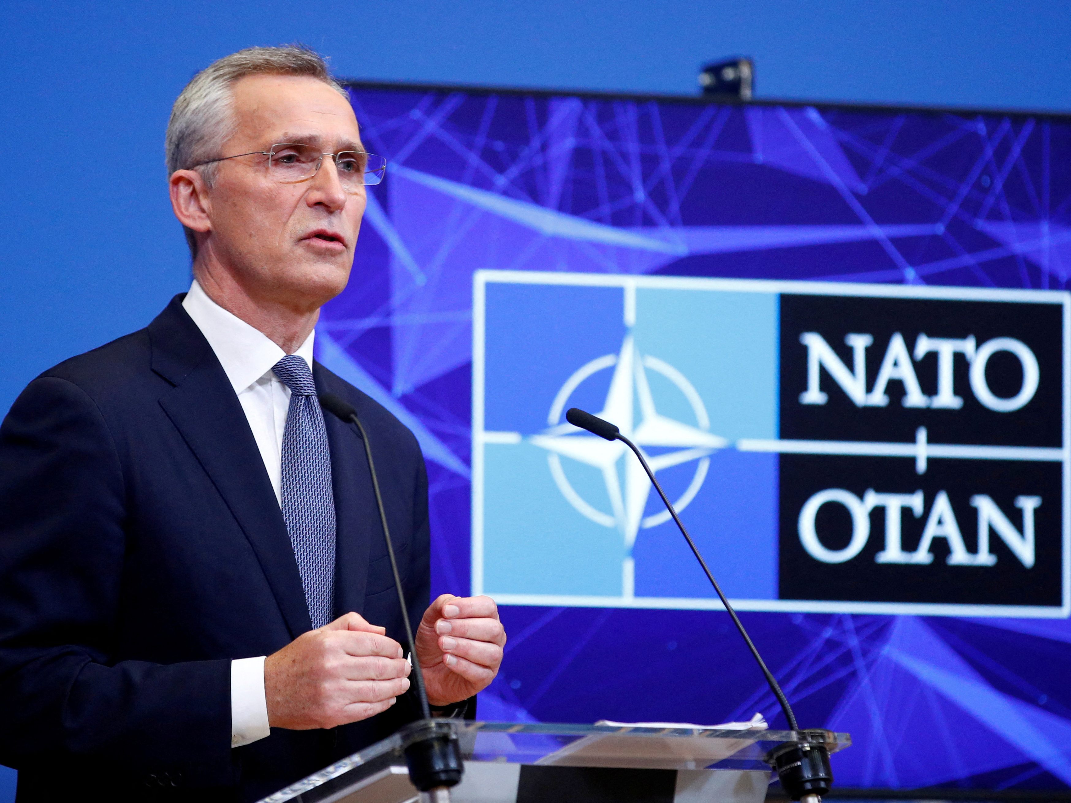 Die NATO-Mitglieder möchten angesichts der Ukraine-Russland-Spannungen ihre Militärpräsenz in Osteuropa stärken. Die NATO-Mitglieder möchten angesichts der Ukraine-Russland-Spannungen ihre Militärpräsenz in Osteuropa stärken.