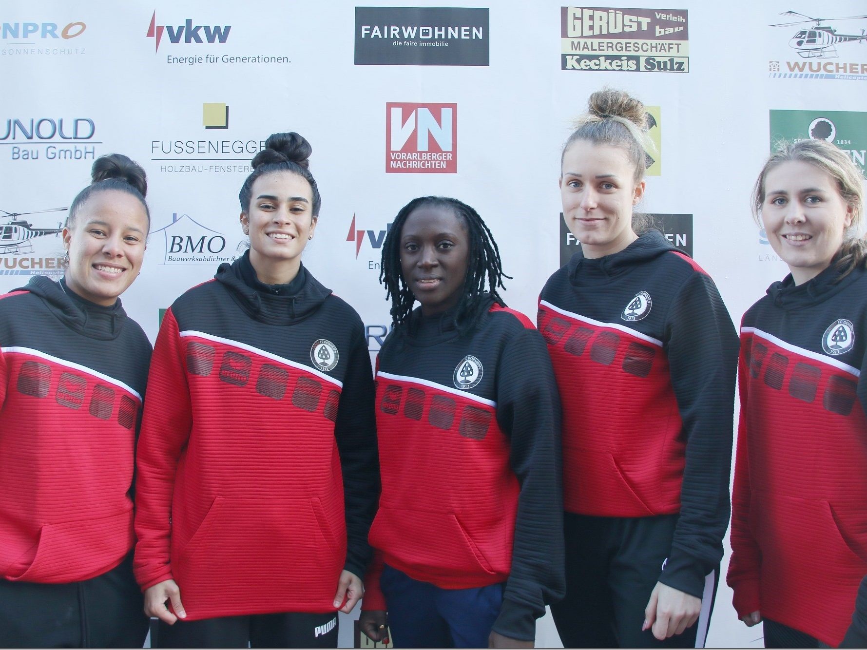 Neues Quintett beim FC Dornbirn Frauen.