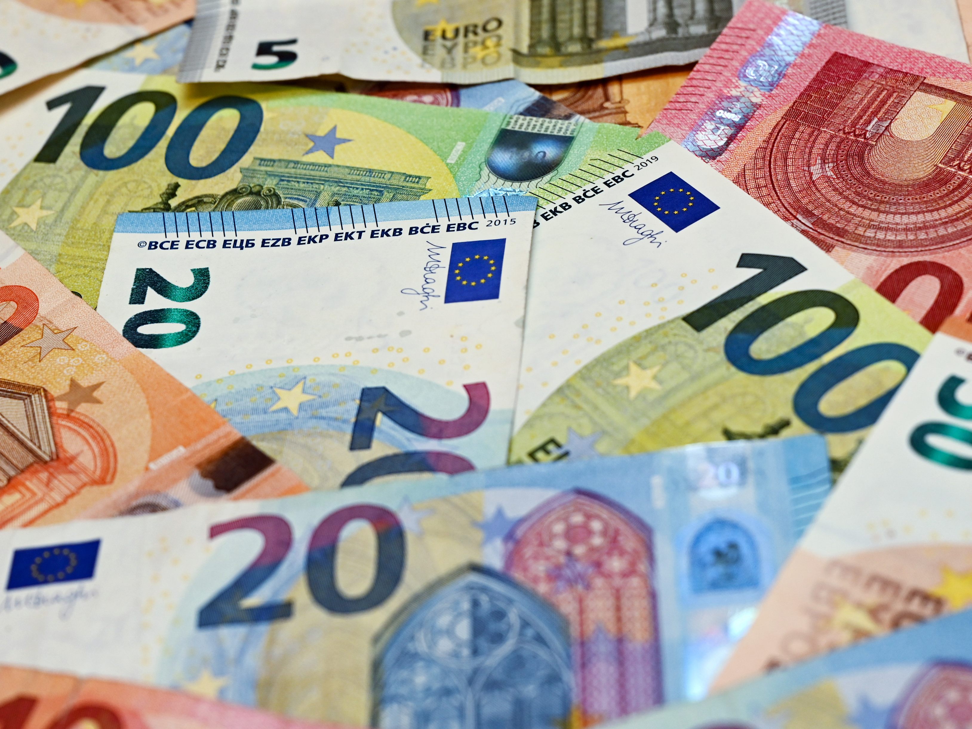 Österreichs Unternehmen beantragten über eine Milliarde Forschungsprämien 2021. Österreichs Unternehmen beantragten über eine Milliarde Forschungsprämien 2021.