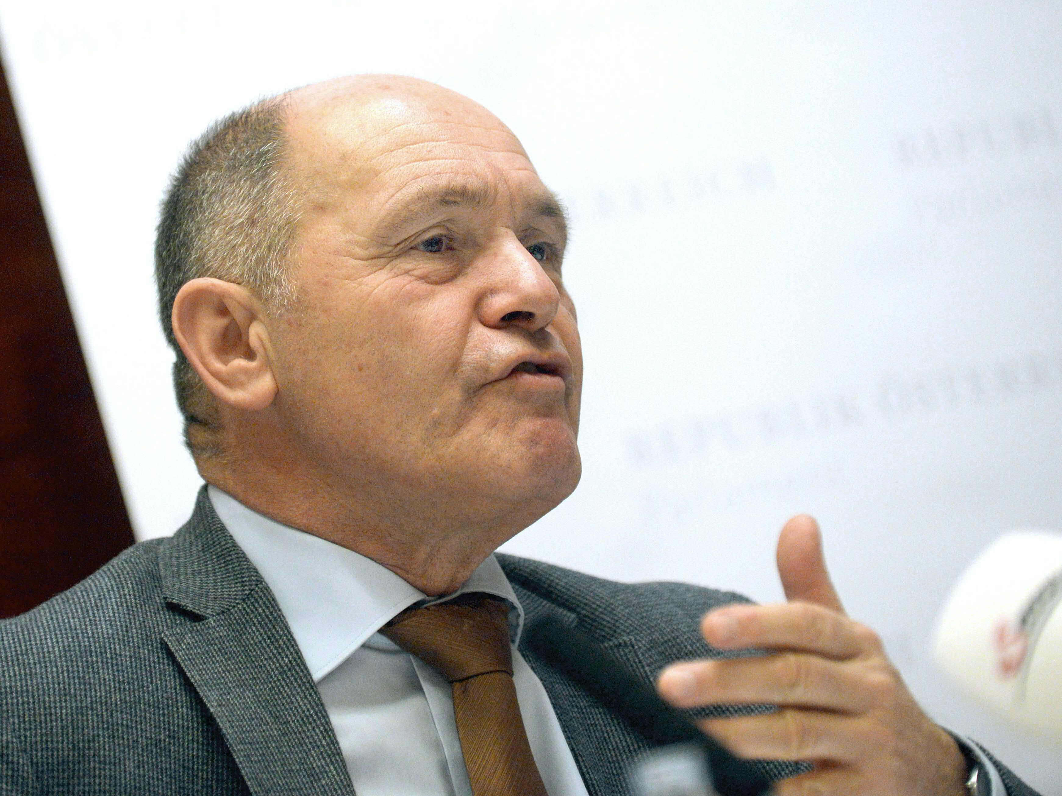 Nationalratspräsident Wolfgang Sobotka (ÖVP) will einen neuen Tatbestand zu Antisemitismus prüfen lassen. Nationalratspräsident Wolfgang Sobotka (ÖVP) will einen neuen Tatbestand zu Antisemitismus prüfen lassen.