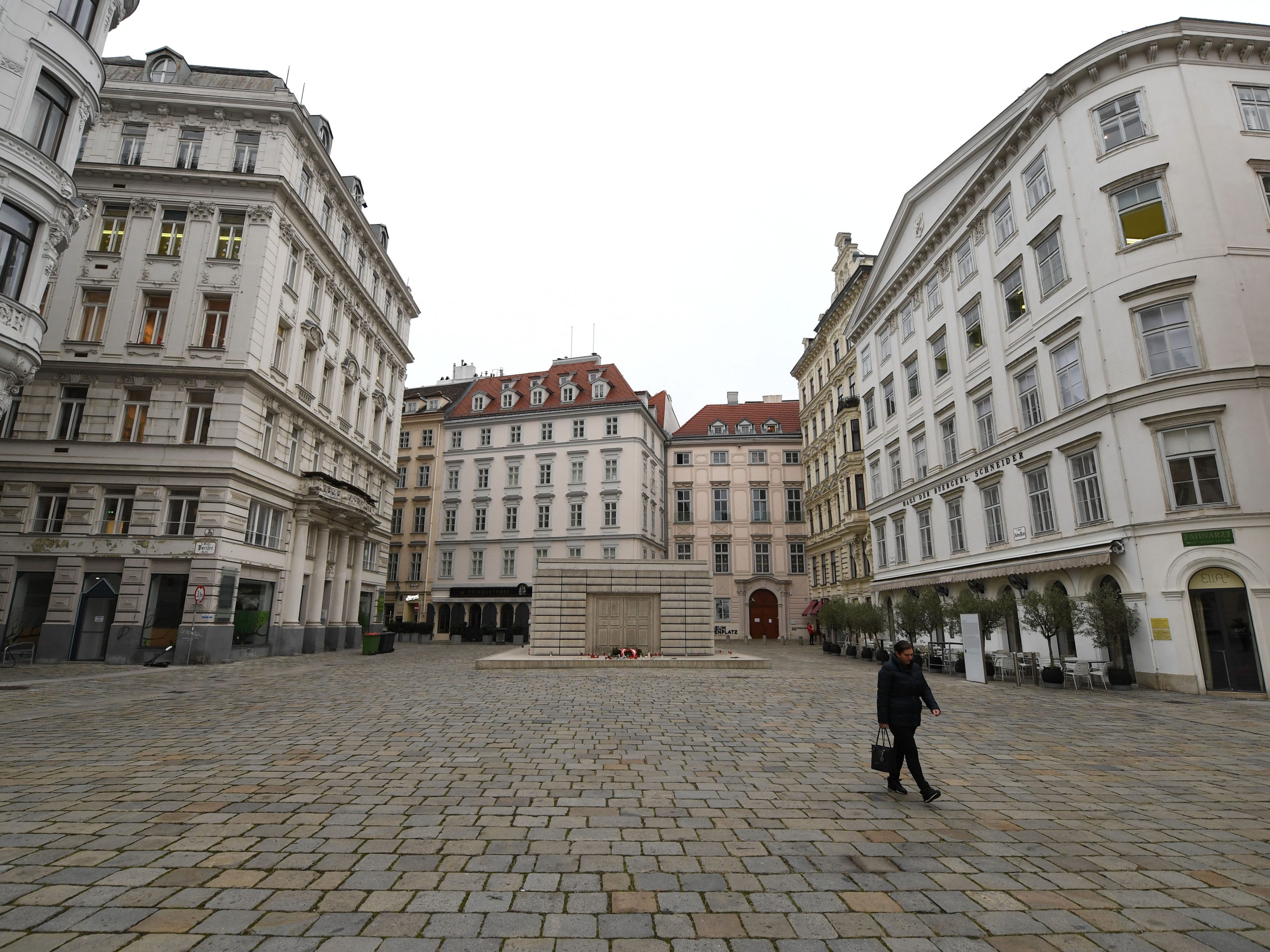 In Wien kommt es zu Kranzniederlegungen am Mahnmal für die österreichischen jüdischen Schoah-Opfer.