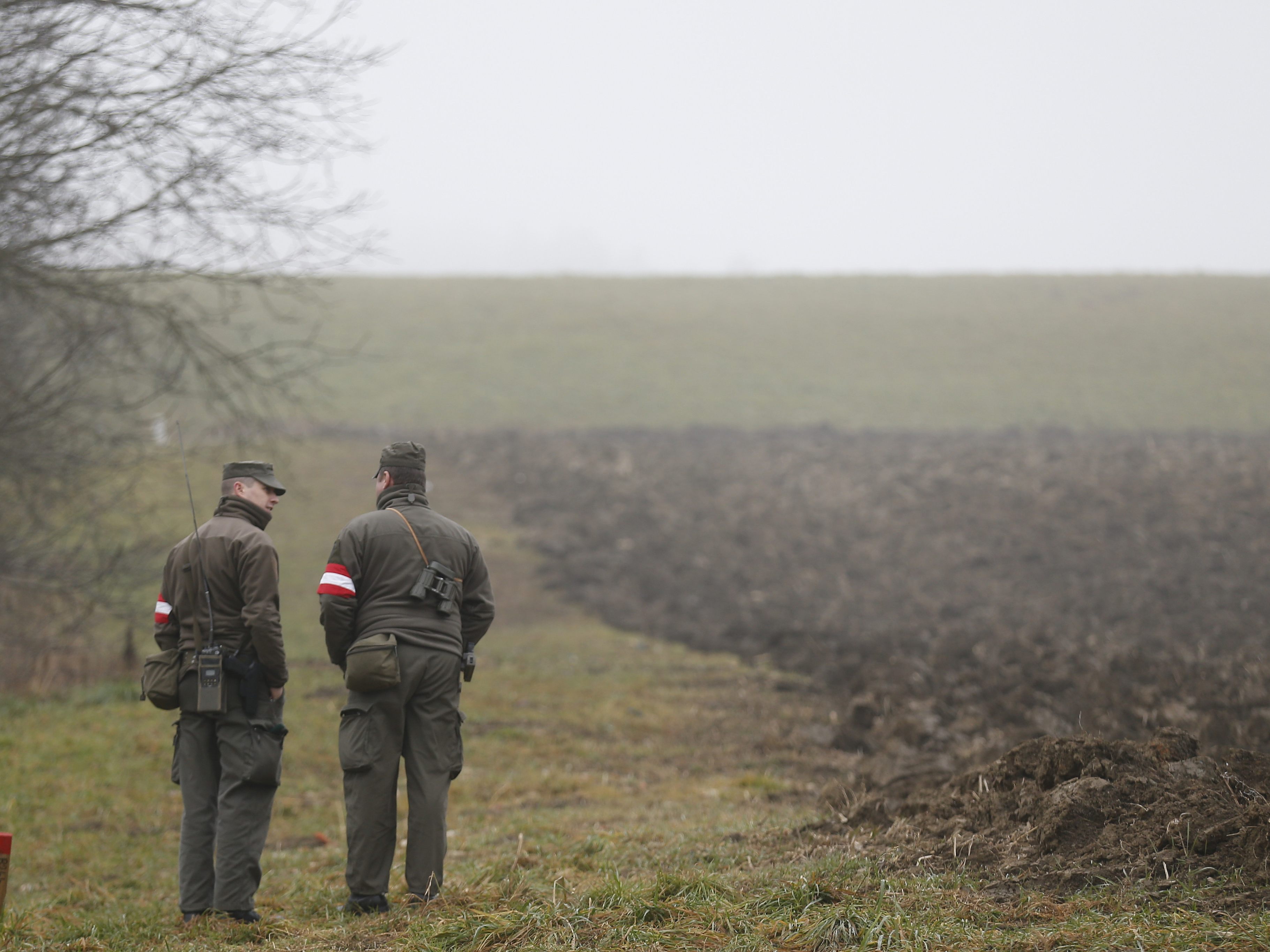 Auf Bundesheer-Soldaten soll geschossen worden sein. Auf Bundesheer-Soldaten soll geschossen worden sein.