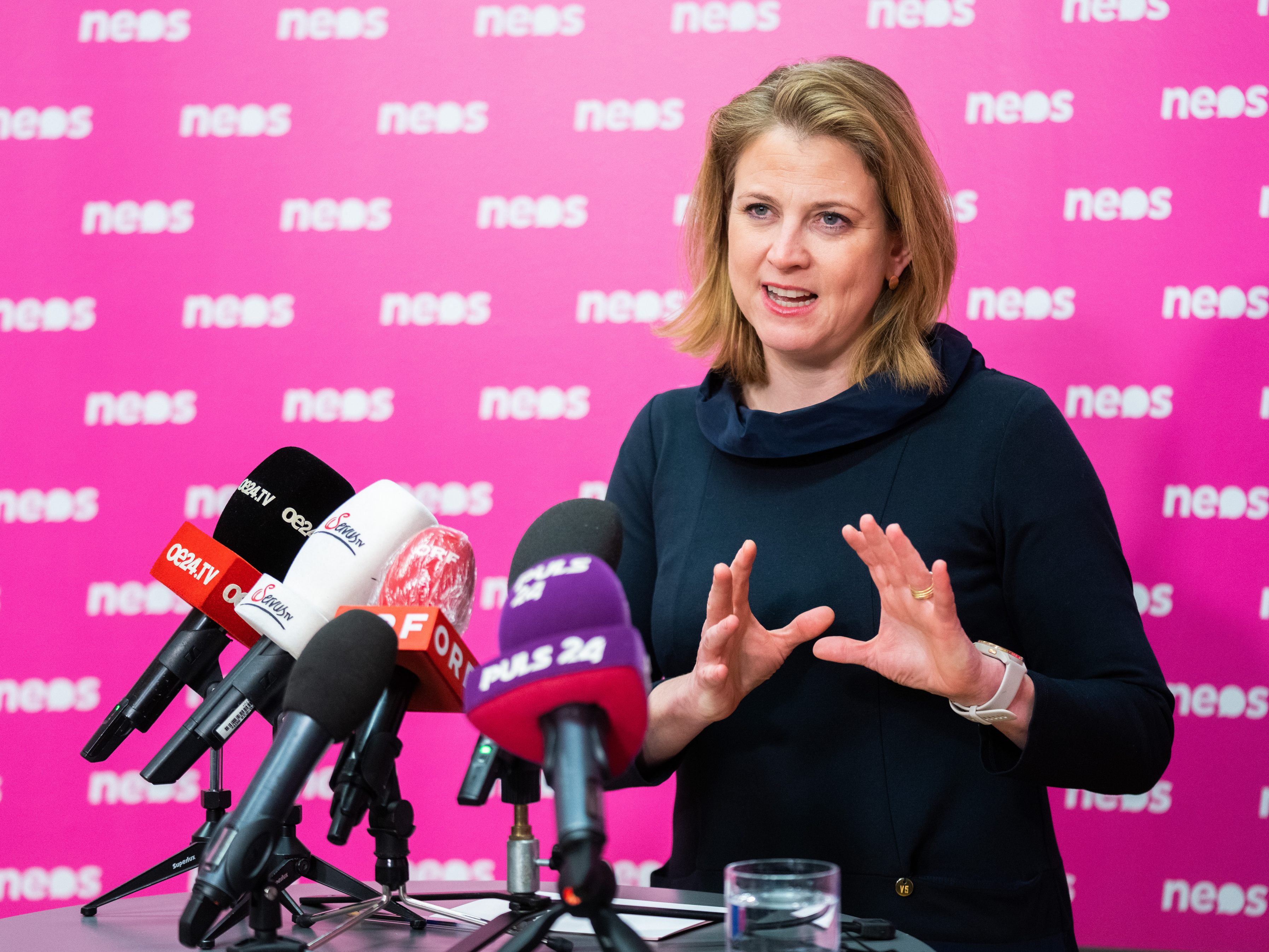 NEOS-Chefin Beate Meinl-Reisinger pocht auf den Wunsch der NEOS nach Veränderung NEOS-Chefin Beate Meinl-Reisinger pocht auf den Wunsch der NEOS nach Veränderung
