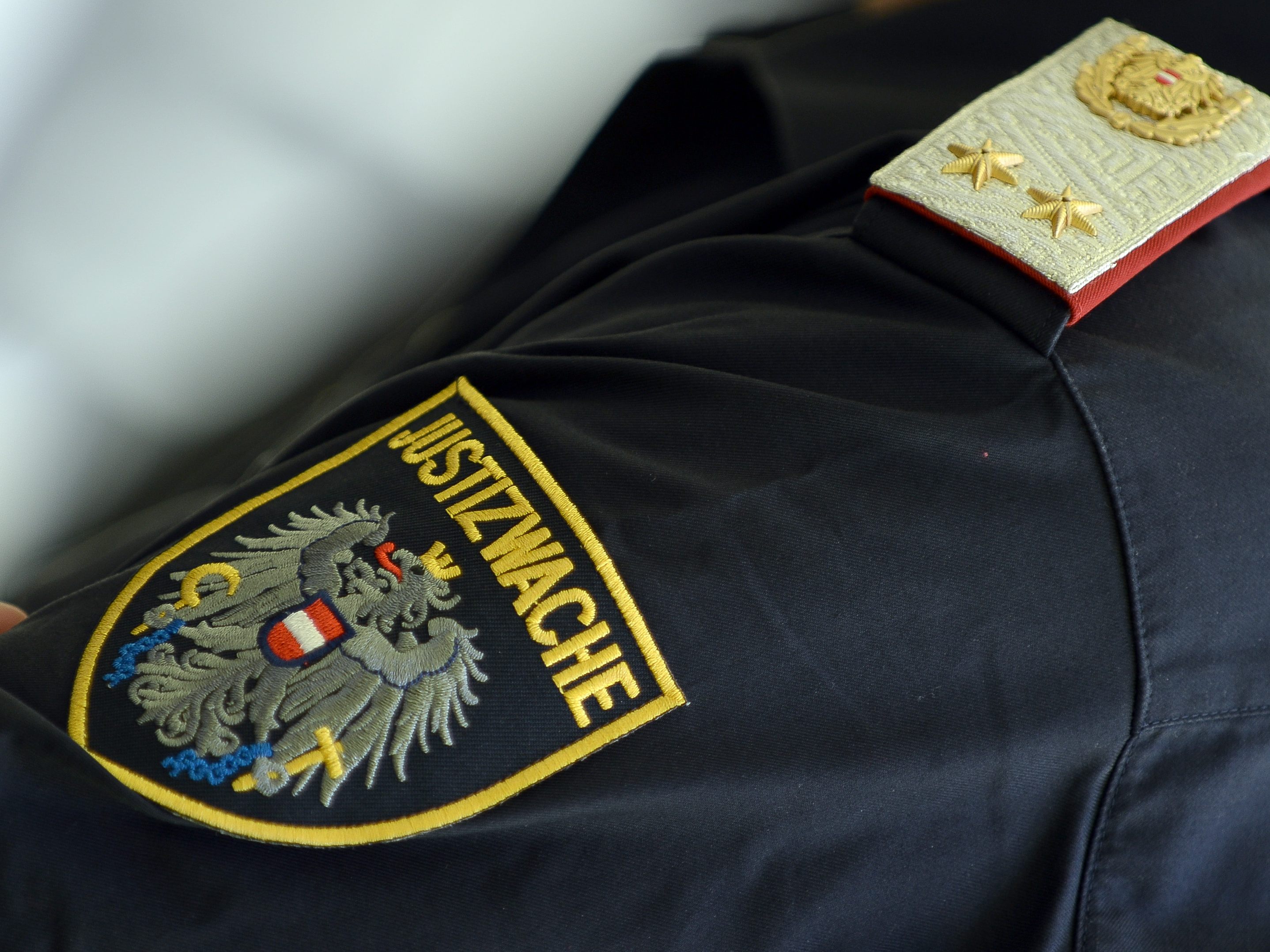 Ab 2023: Justizwache wird in Schwerarbeiter-Regelung aufgenommen.
