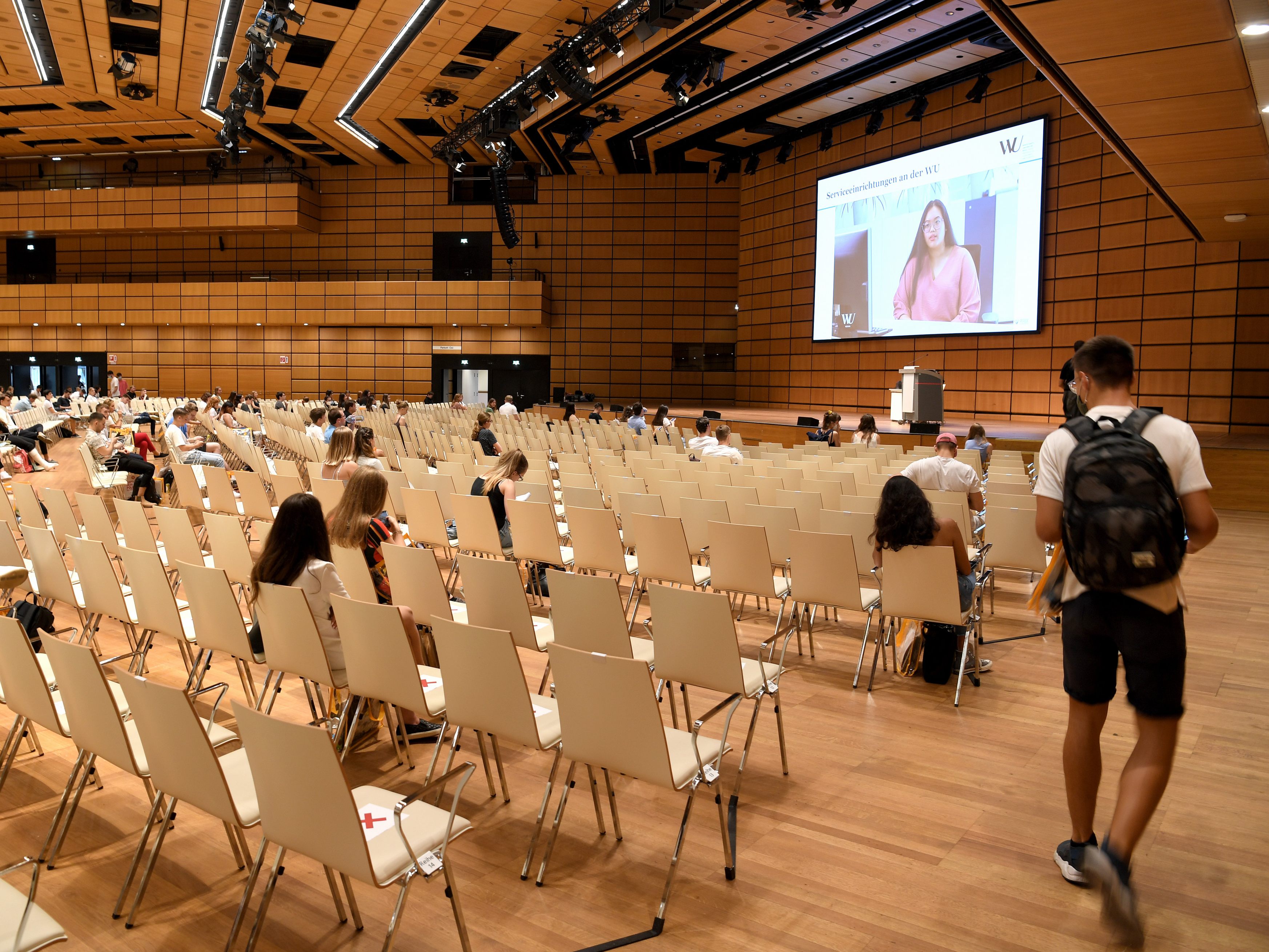 Unter anderem die Wirtschaftsuni Wien will im Sommersemester auf die 2G-Regel setzen. Unter anderem die Wirtschaftsuni Wien will im Sommersemester auf die 2G-Regel setzen.
