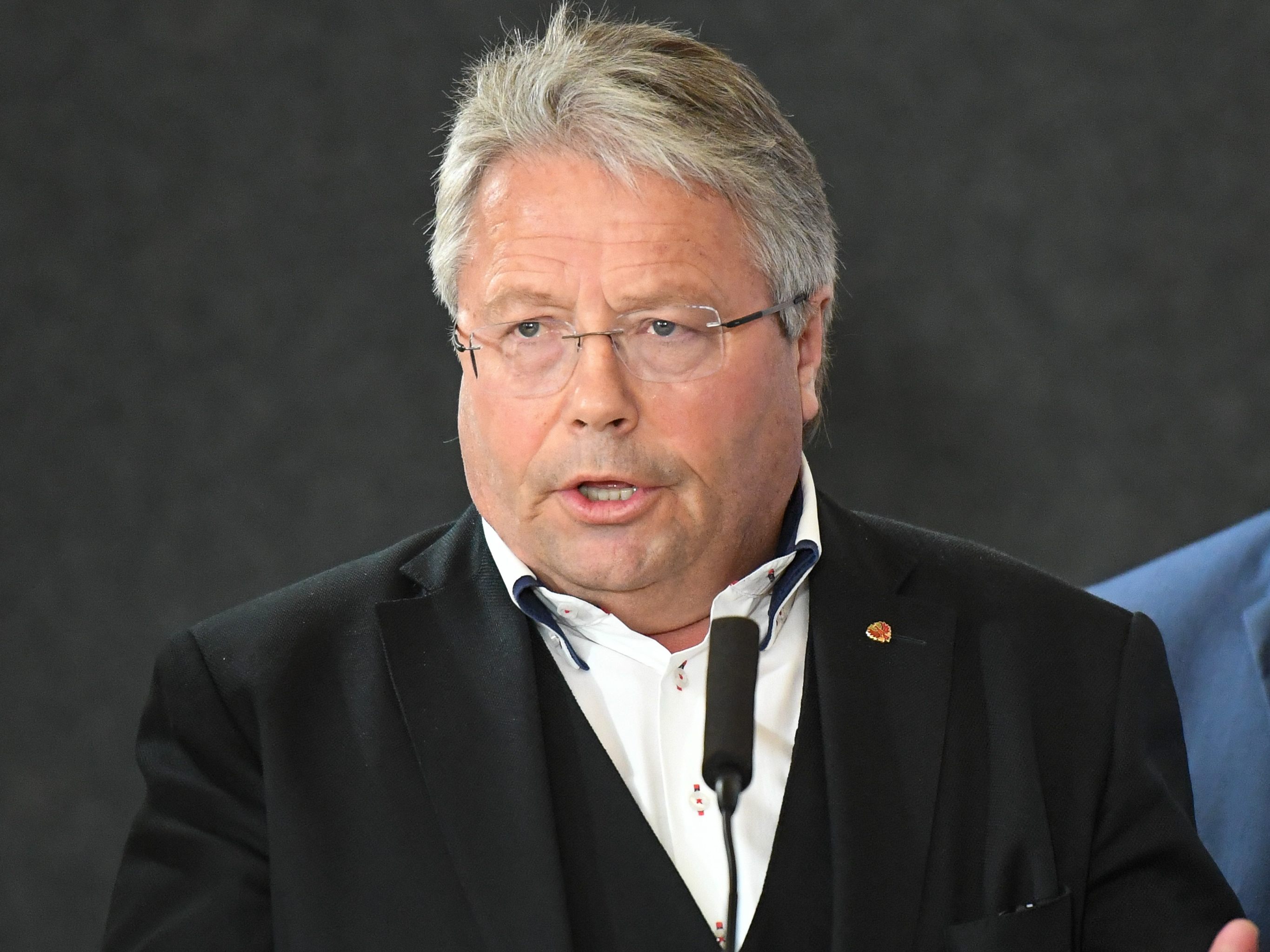 Kritik an der Grünen-Pass-Verkürzung kam von Franz Hörl. Kritik an der Grünen-Pass-Verkürzung kam von Franz Hörl.