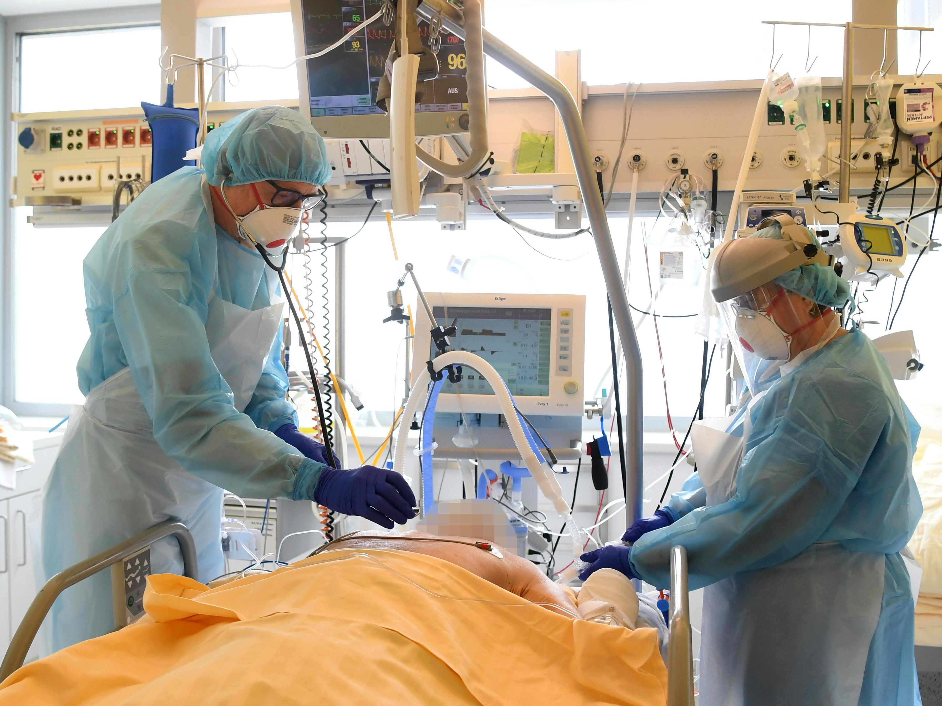 Die Corona-Zahlen in Österreich gehen weiter in die Höhe.