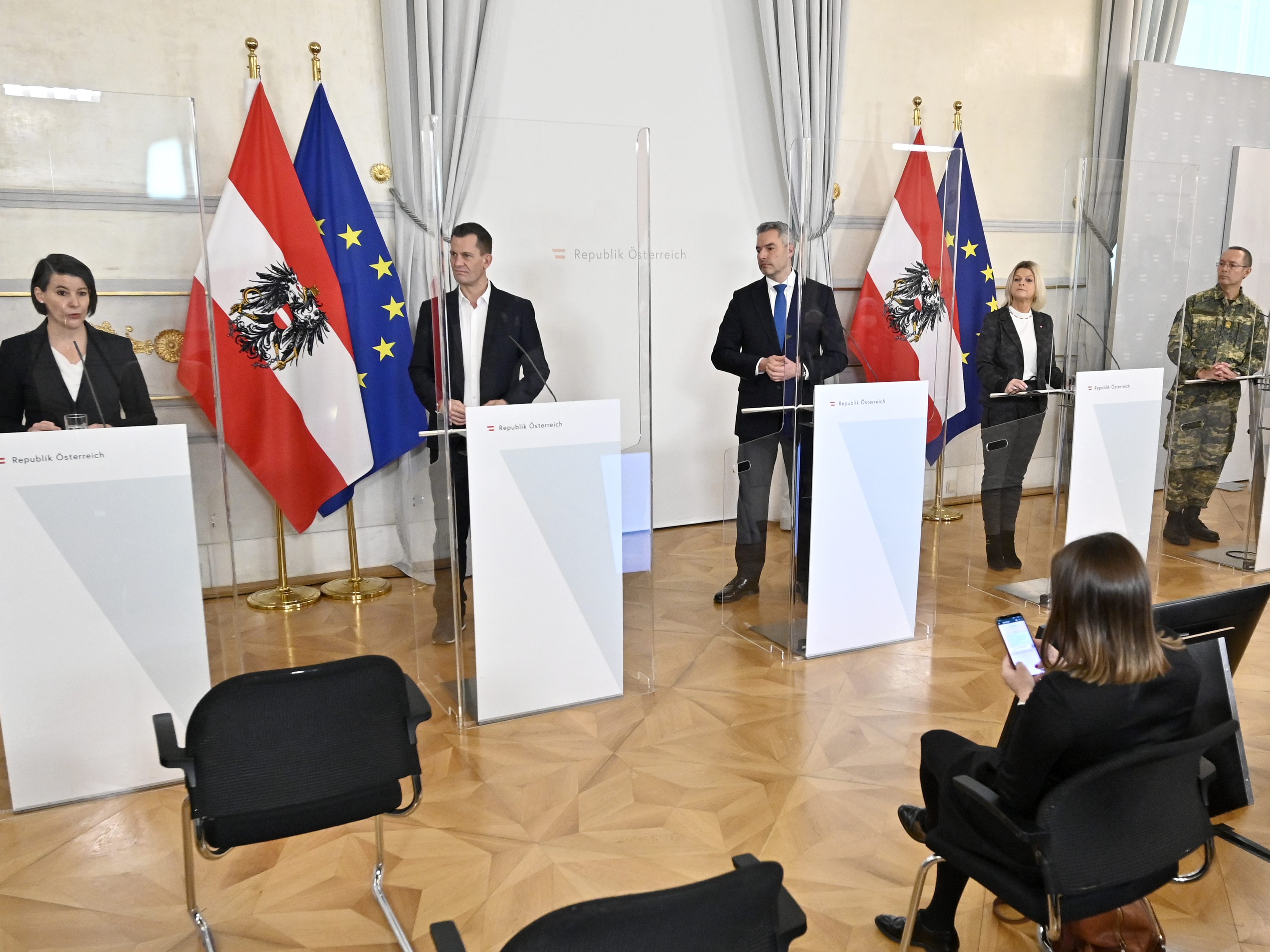 Expertengremium bereitete vor Bund-Länder-Gipfel Zahlen und Fakten auf Expertengremium bereitete vor Bund-Länder-Gipfel Zahlen und Fakten auf