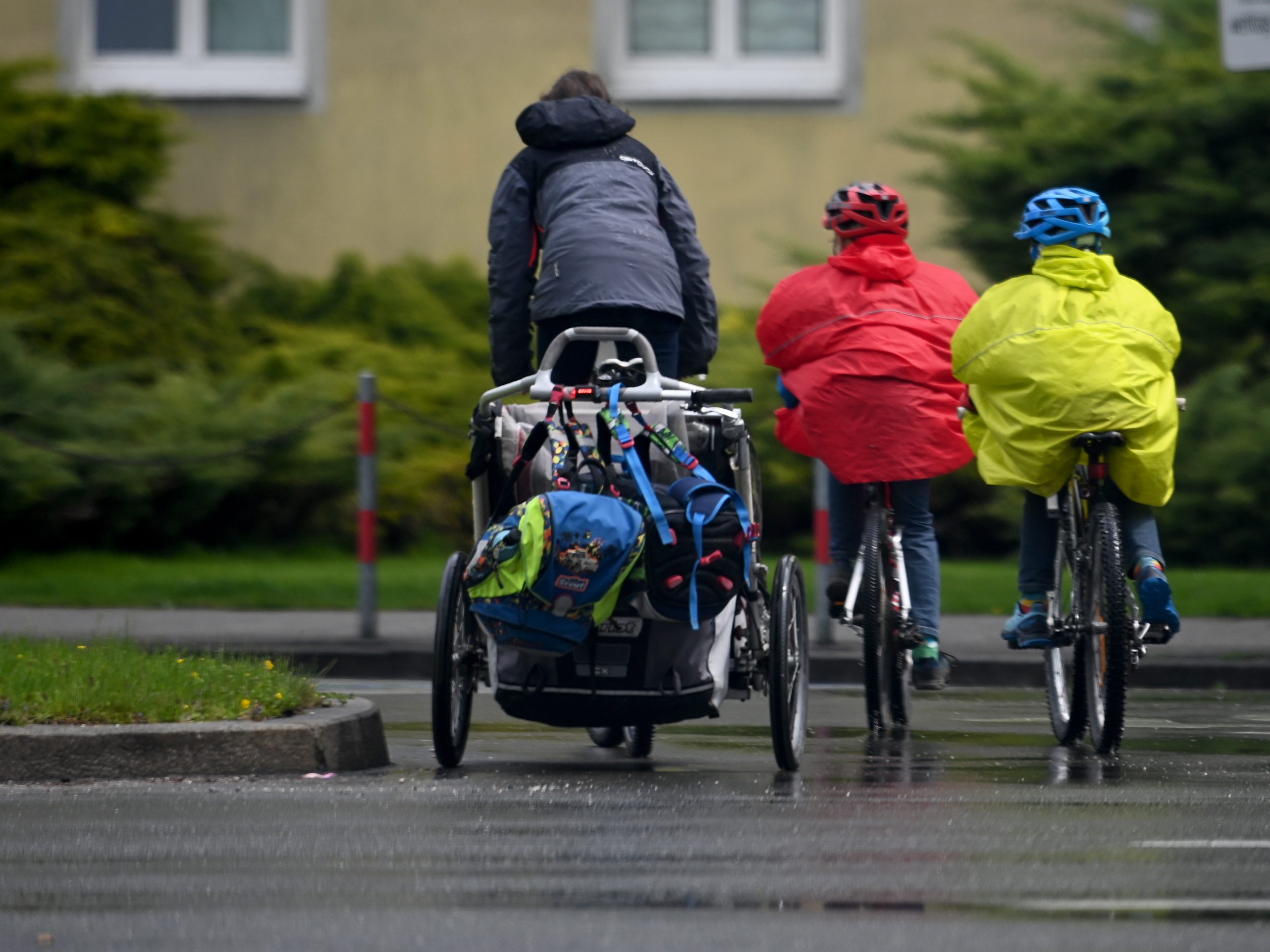 Nicht nur Regen breitet sich auf weite Teile Österreichs aus.