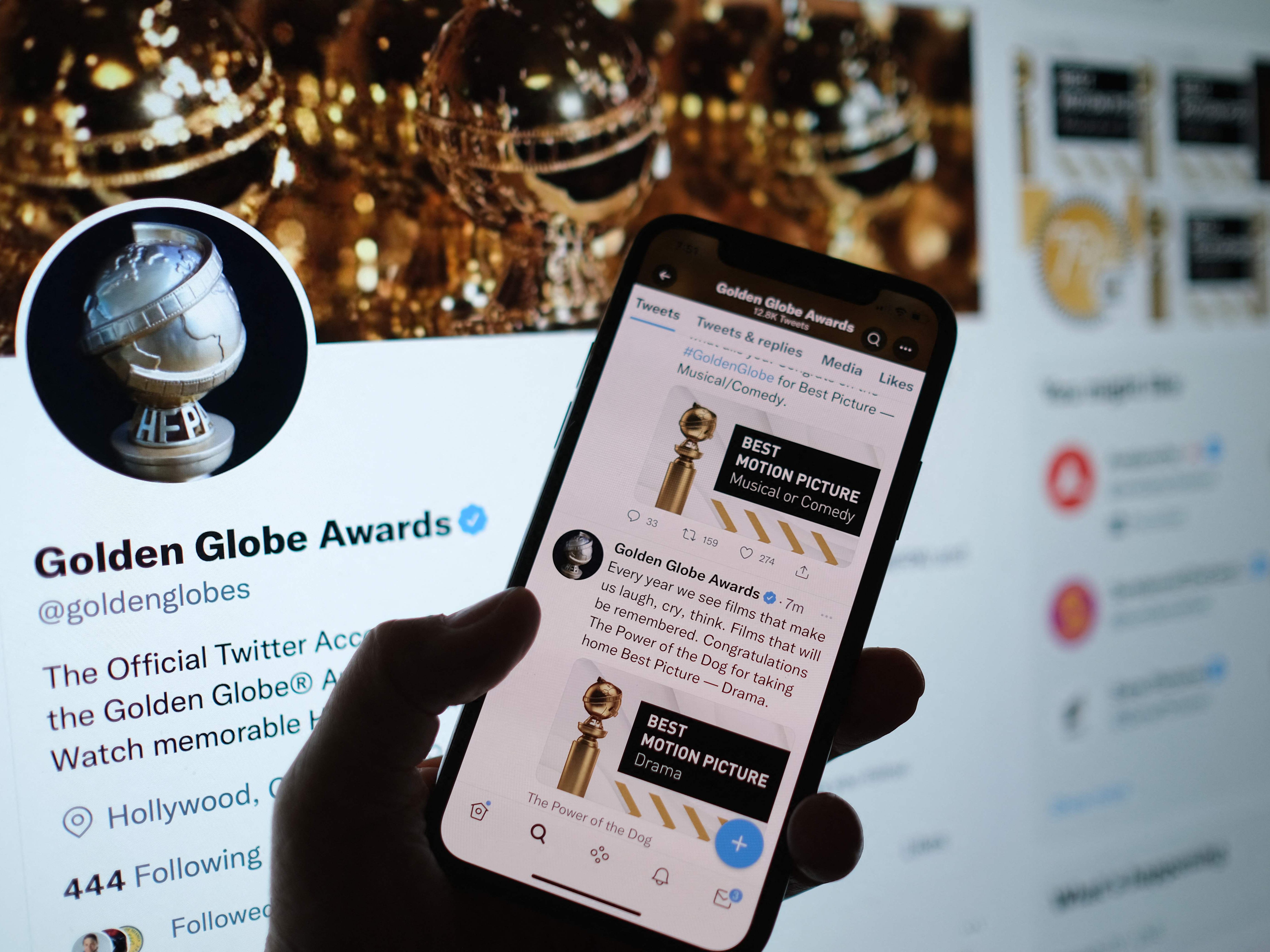 Die 79. Golden Globes wurden über die sozialen Medien verliehen. Die 79. Golden Globes wurden über die sozialen Medien verliehen.
