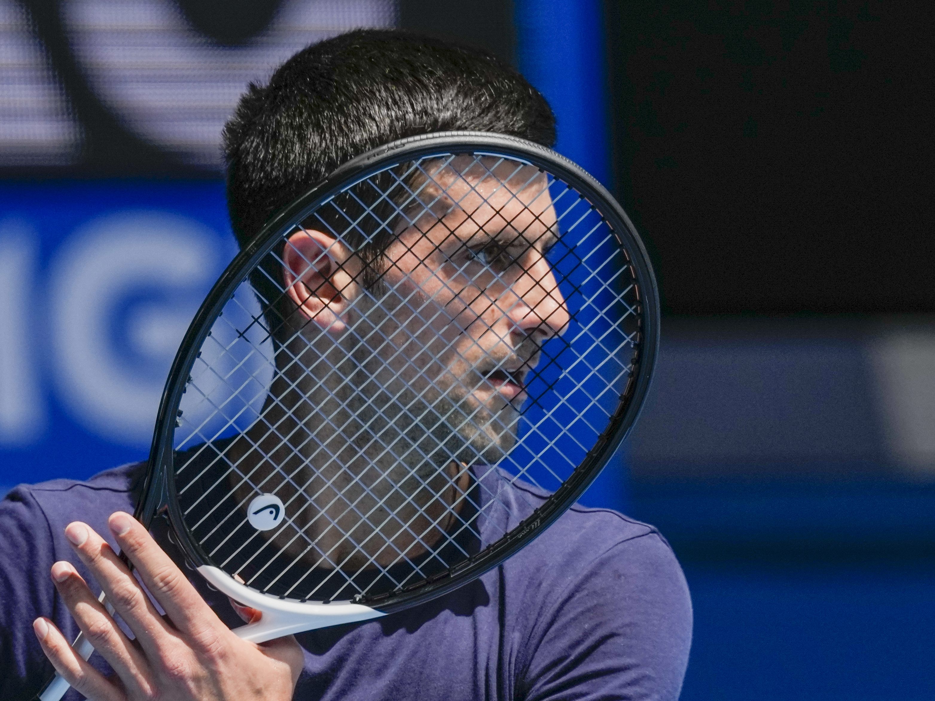 Nächster Rückschlag für Novak Djokovic. Nächster Rückschlag für Novak Djokovic.