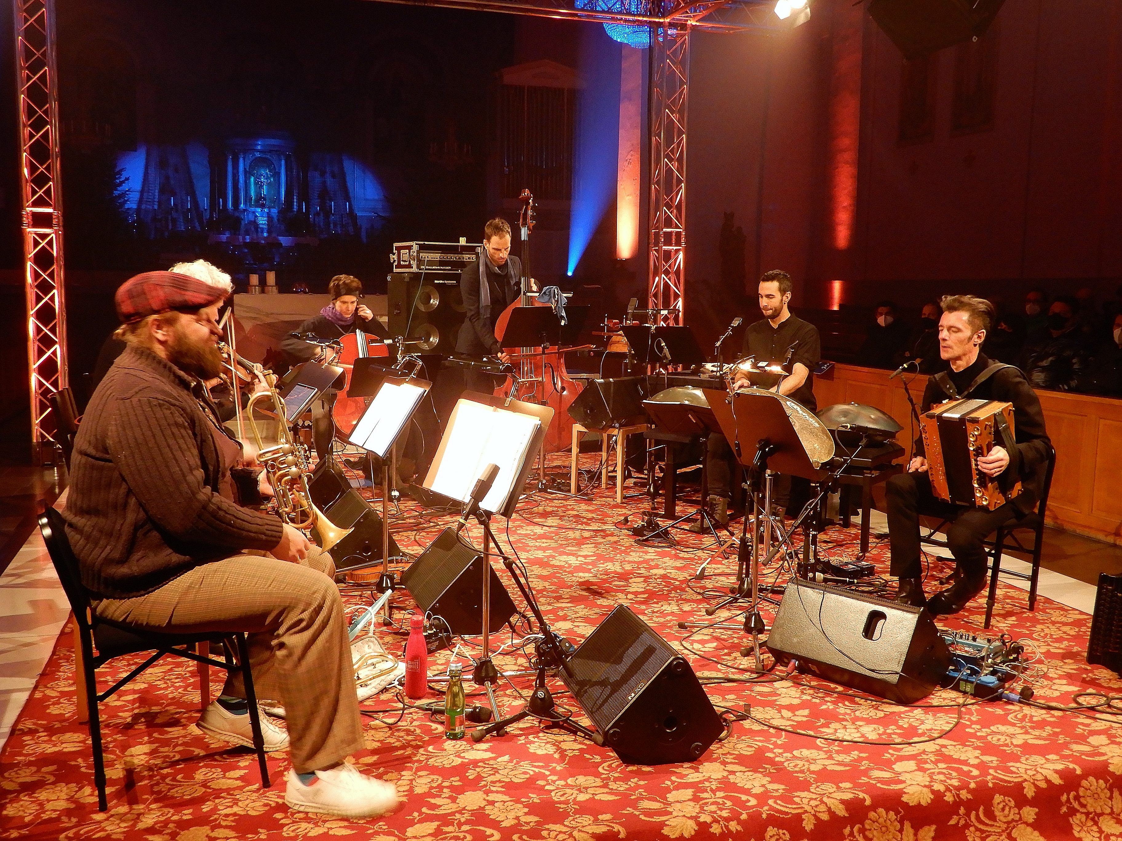 Das Ensemble Pixner & Gansch verzauberte am Donnerstagabend mit einzigartiger Musik das Publikum. Das Ensemble Pixner & Gansch verzauberte am Donnerstagabend mit einzigartiger Musik das Publikum.