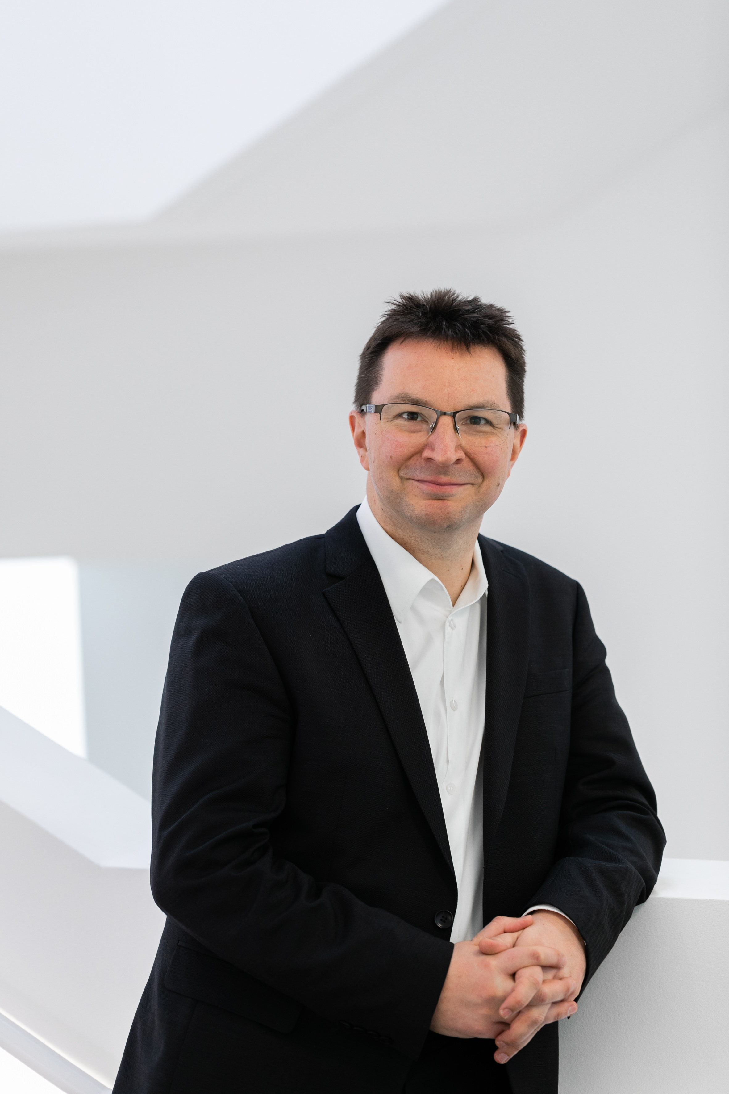 Dr. Michael Blume