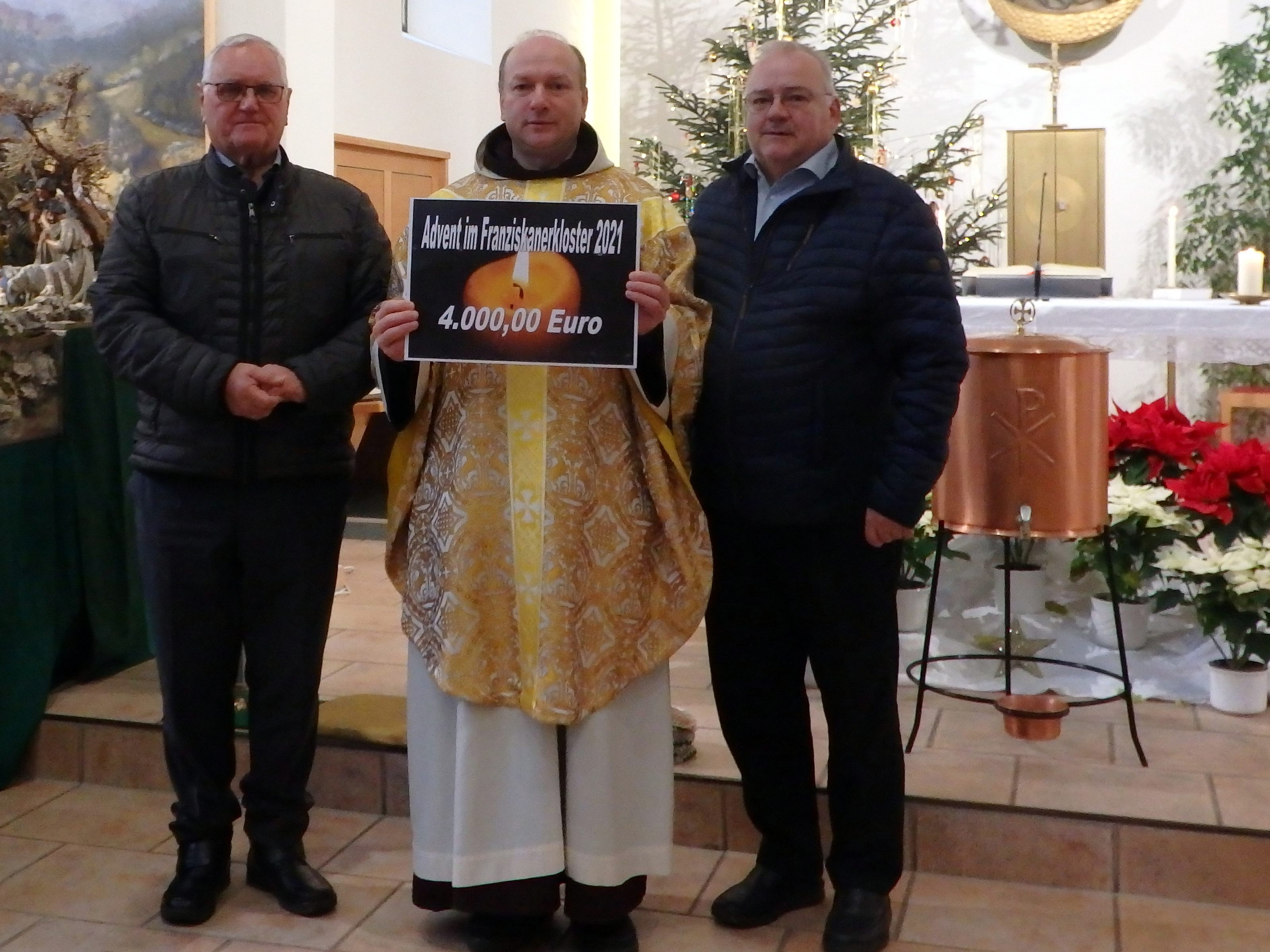 v.l.: Alt-Klostervater Heinz Seeburger, Guardian Pater Makary, Klostervater Bertram BolterMakary