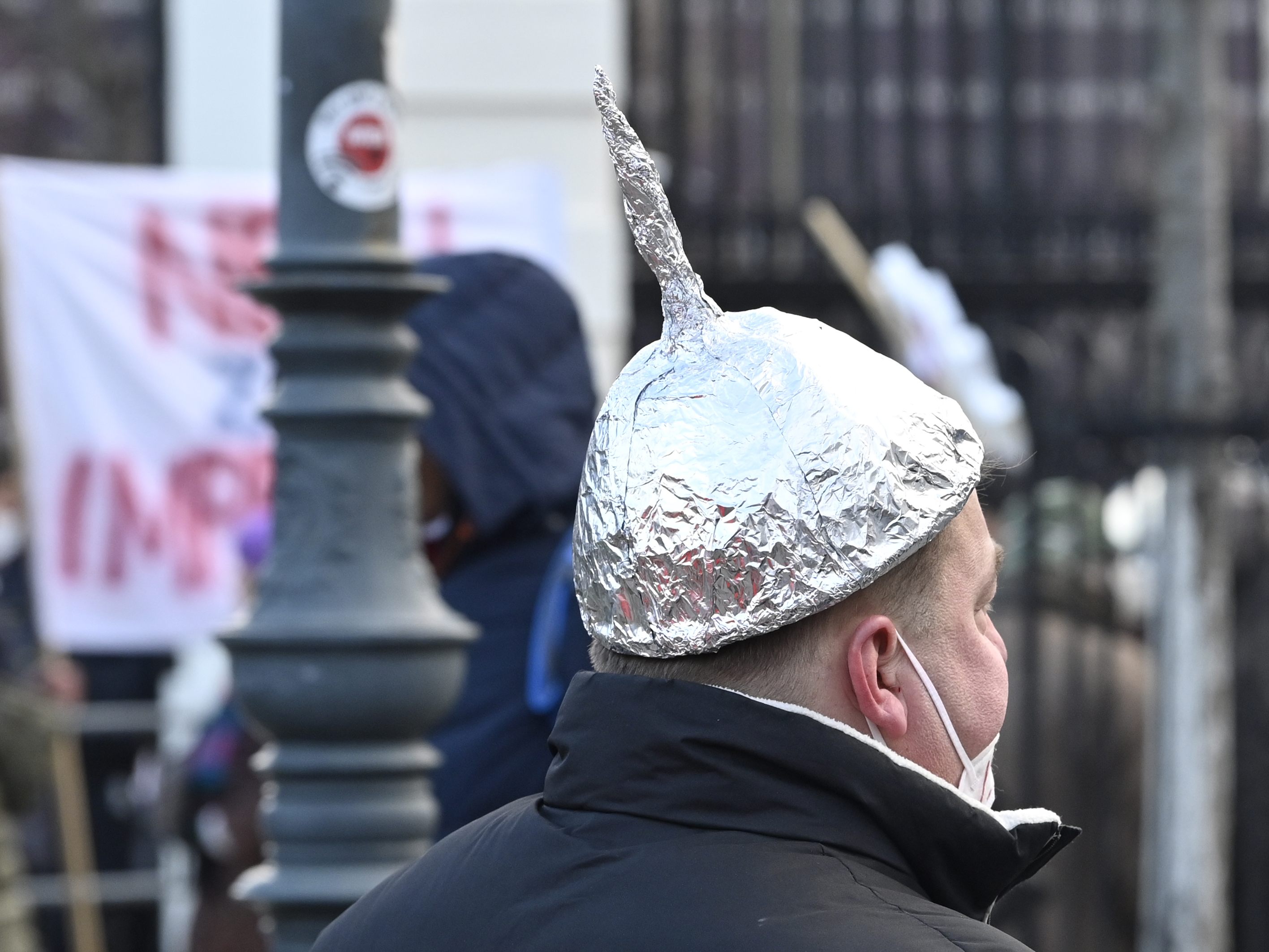 Ein Demonstrant auf der Impfdemo.