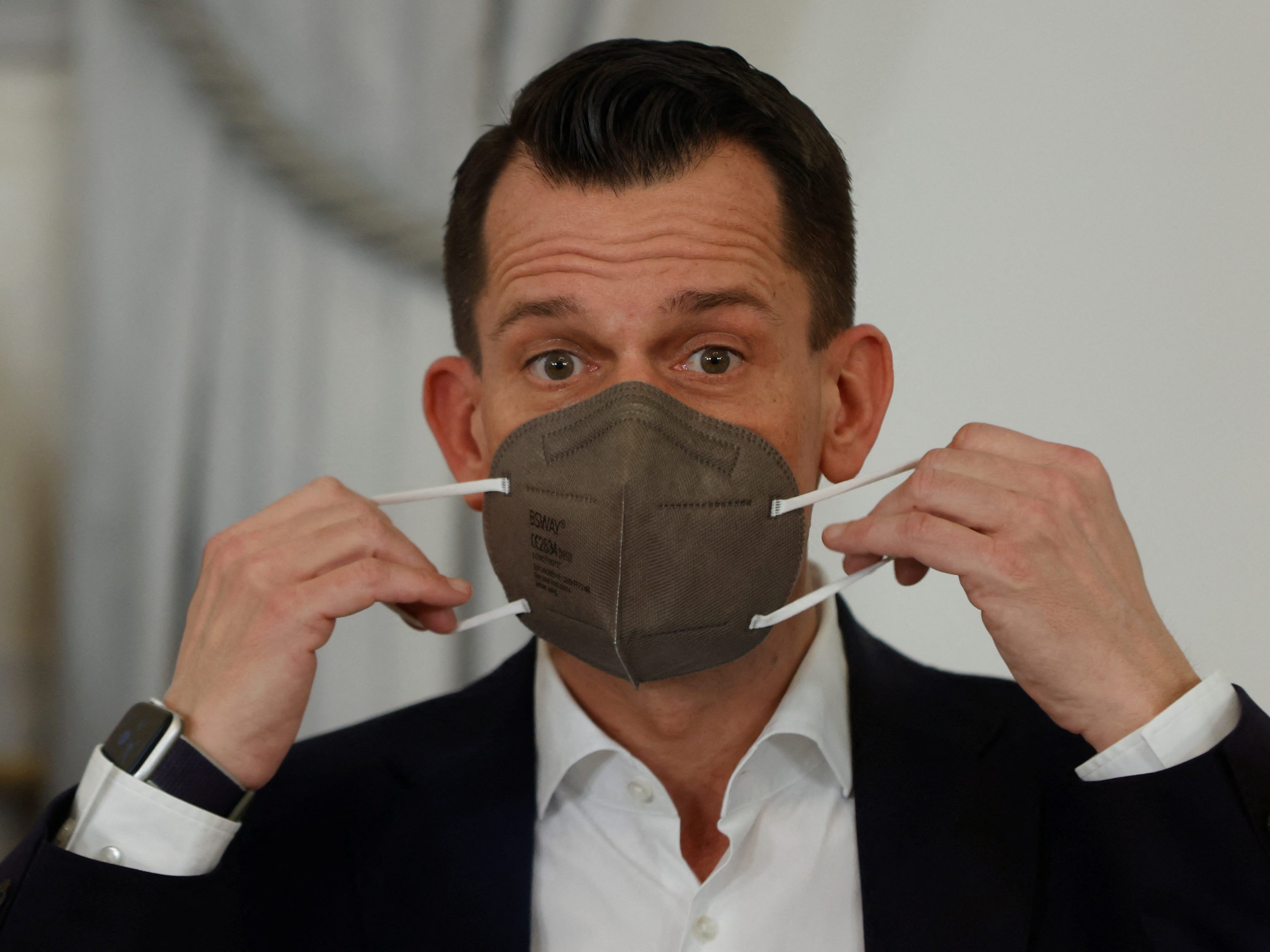 Der Eiertanz um die Impfpflicht-Kontrollen geht weiter. Der Eiertanz um die Impfpflicht-Kontrollen geht weiter.