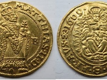 Eines der Bilder von Goldmünzen, die auf der BMI-Website zu finden sind. Eines der Bilder von Goldmünzen, die auf der BMI-Website zu finden sind.