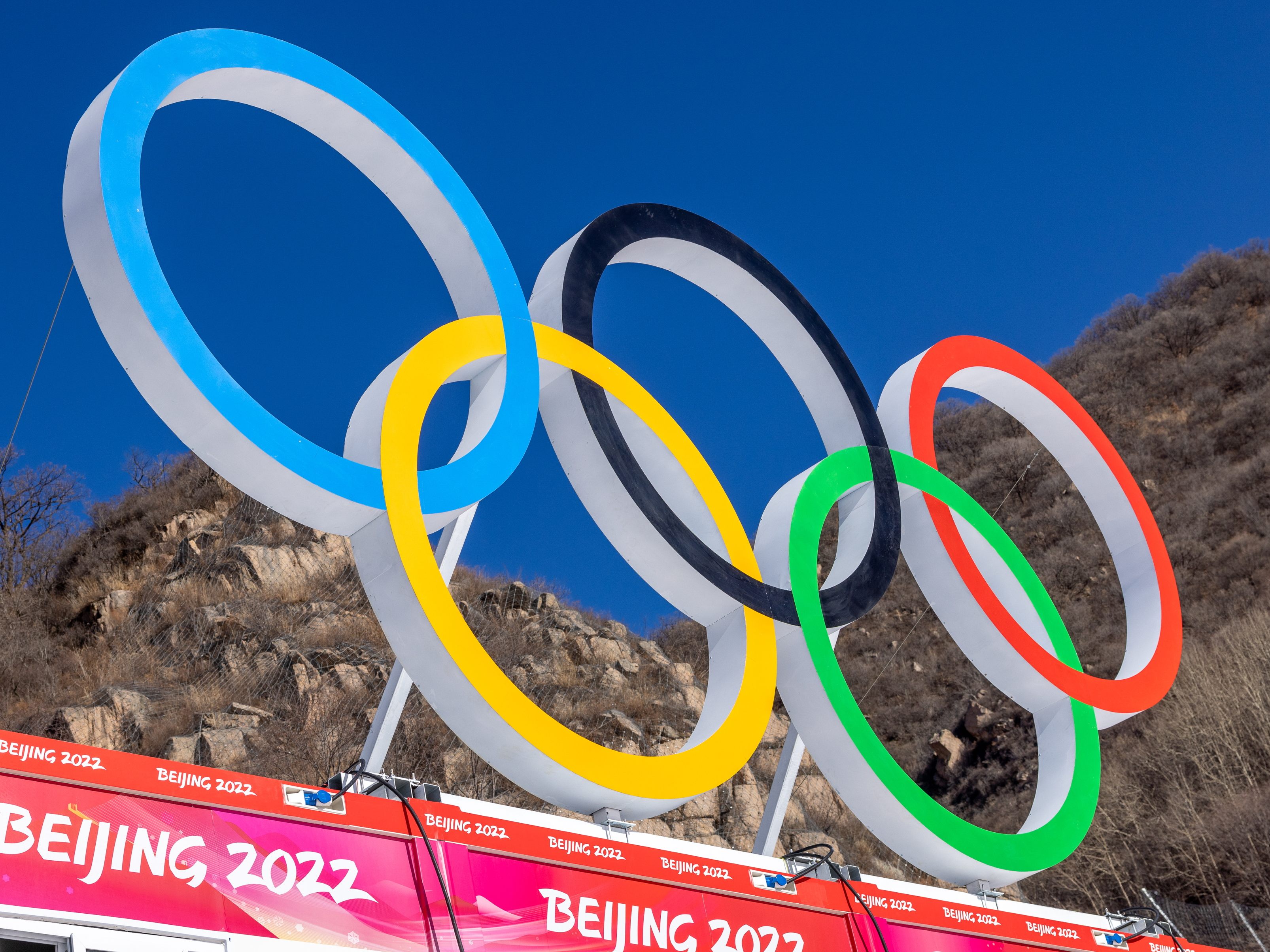 Olympische Ringe im National Alpine Ski Centre beim 2. Abfahrtstraining der Männer im National Alpine Ski Centre am Freitag in Yanqing. Olympische Ringe im National Alpine Ski Centre beim 2. Abfahrtstraining der Männer im National Alpine Ski Centre am Freitag in Yanqing.