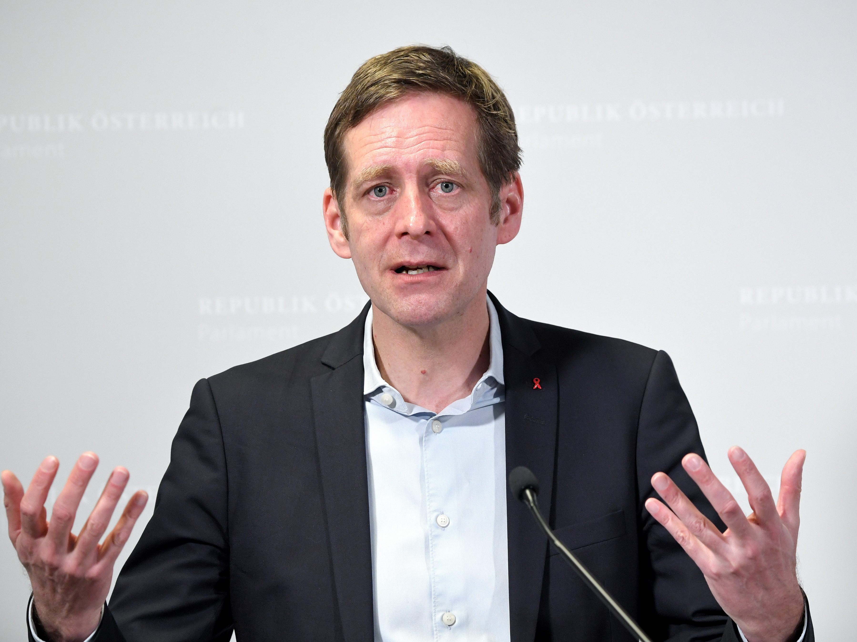 Krainer für "pragmatische Lösung" statt Impflotterie. Krainer für "pragmatische Lösung" statt Impflotterie.
