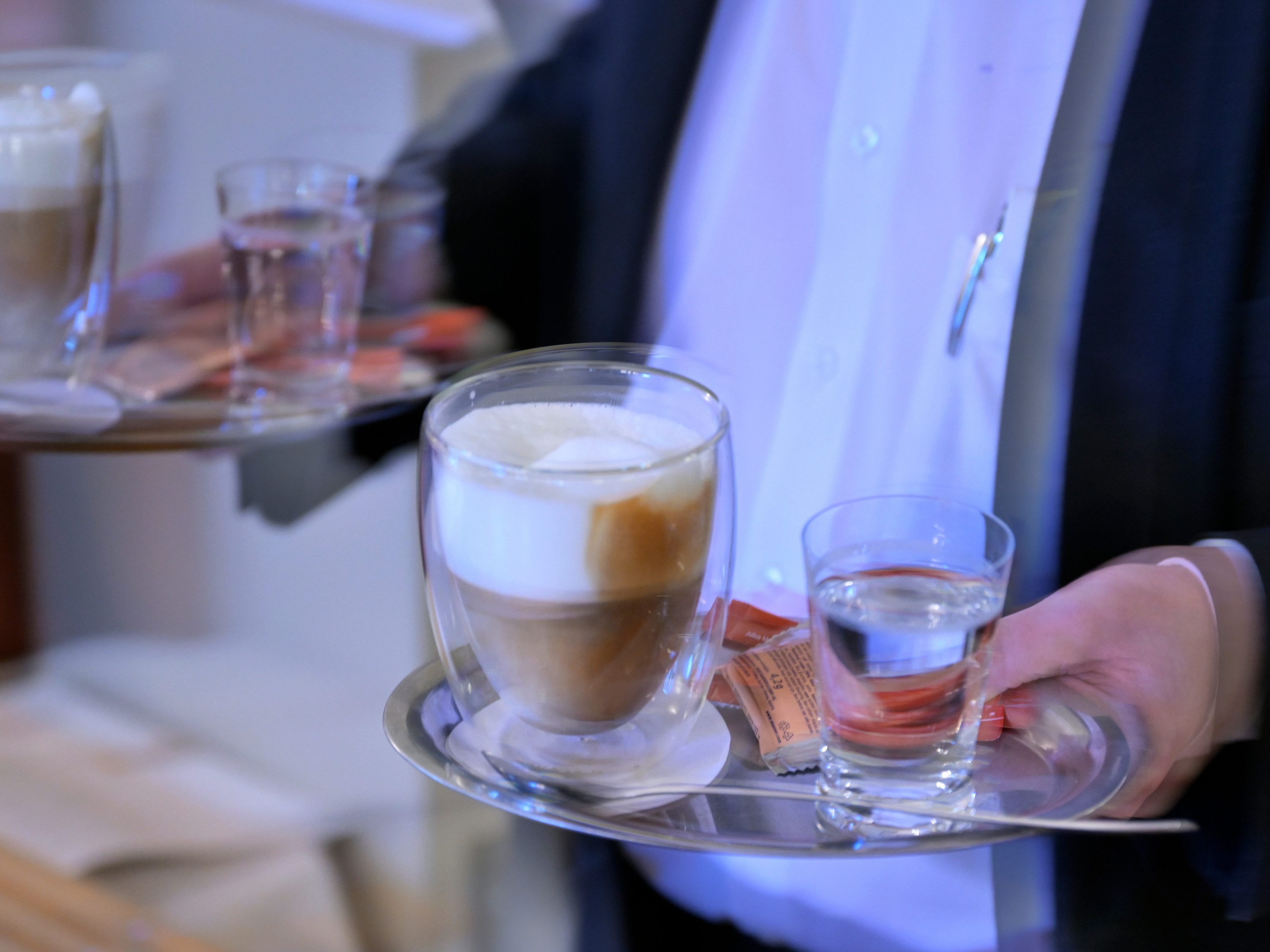 Vor allem in der Gastronomie und im Tourismus sind viele Arbeitnehmer unzufrieden.