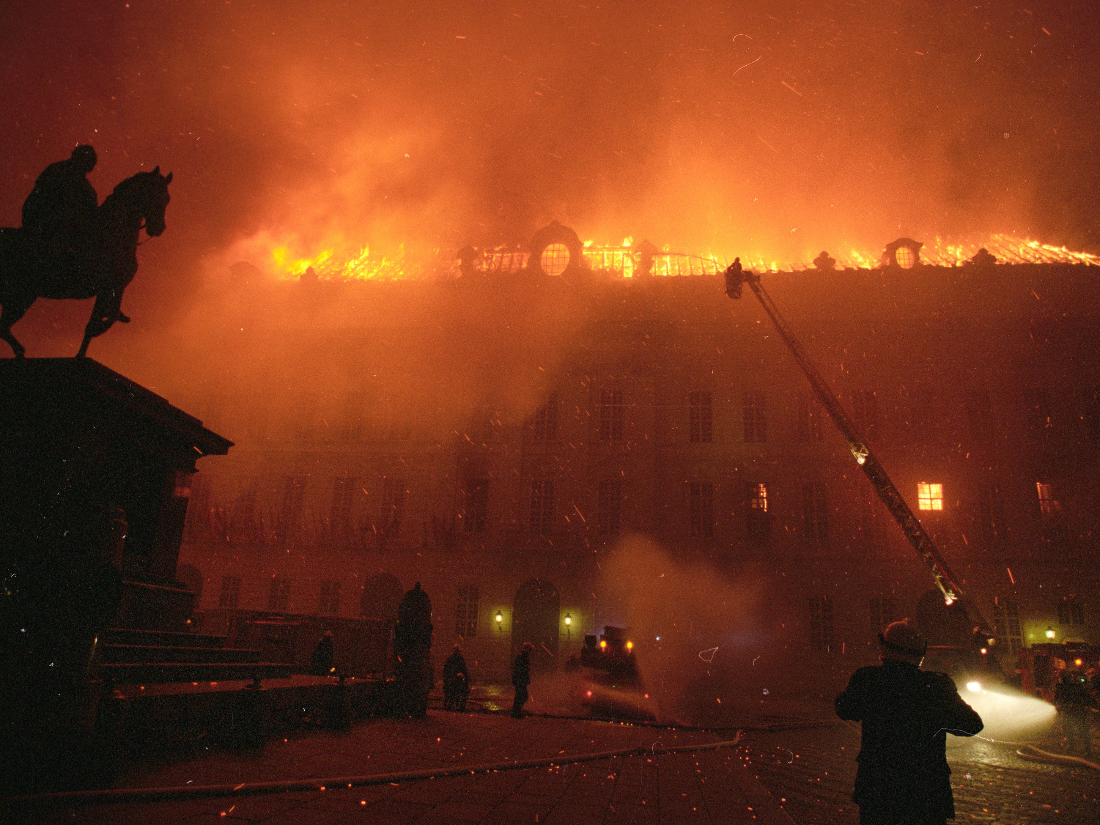 Vor 30 Jahren brach im Großen Redoutensaal der Wiener Hofburg ein Feuer aus.