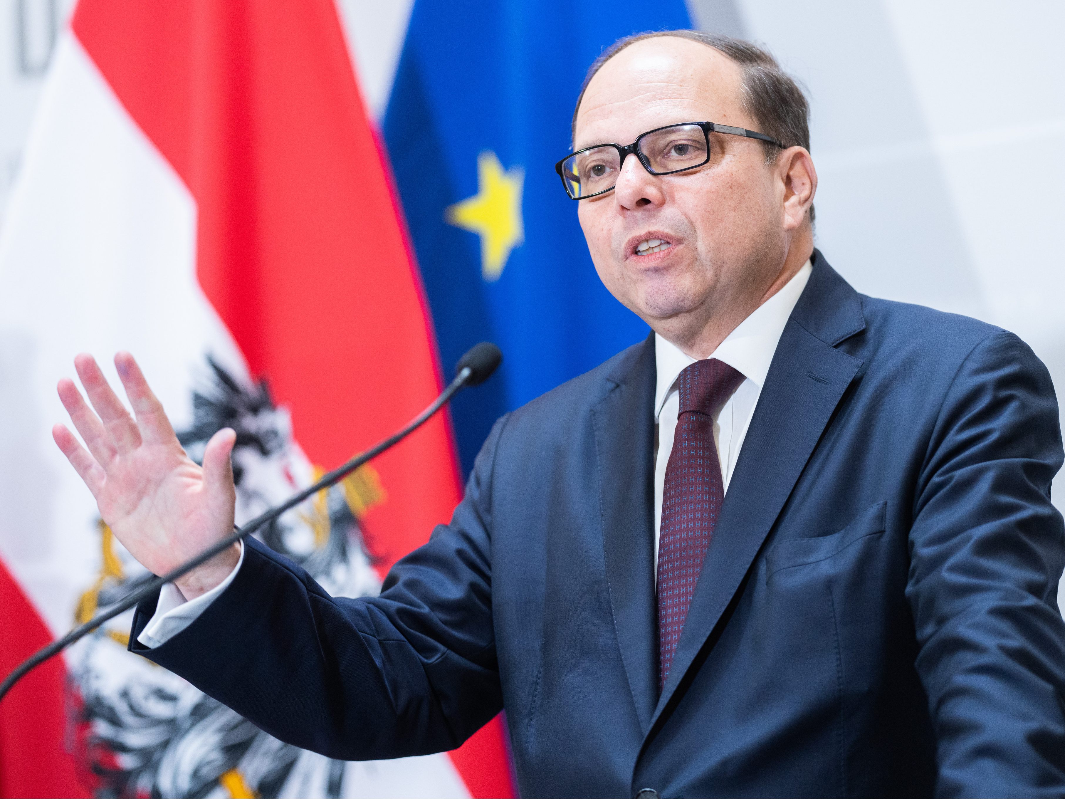 Ärztekammer-Präsident Thomas Szekeres strebt eine Wiederwahl bei den Ärztekammer-Wahlen an. Ärztekammer-Präsident Thomas Szekeres strebt eine Wiederwahl bei den Ärztekammer-Wahlen an.