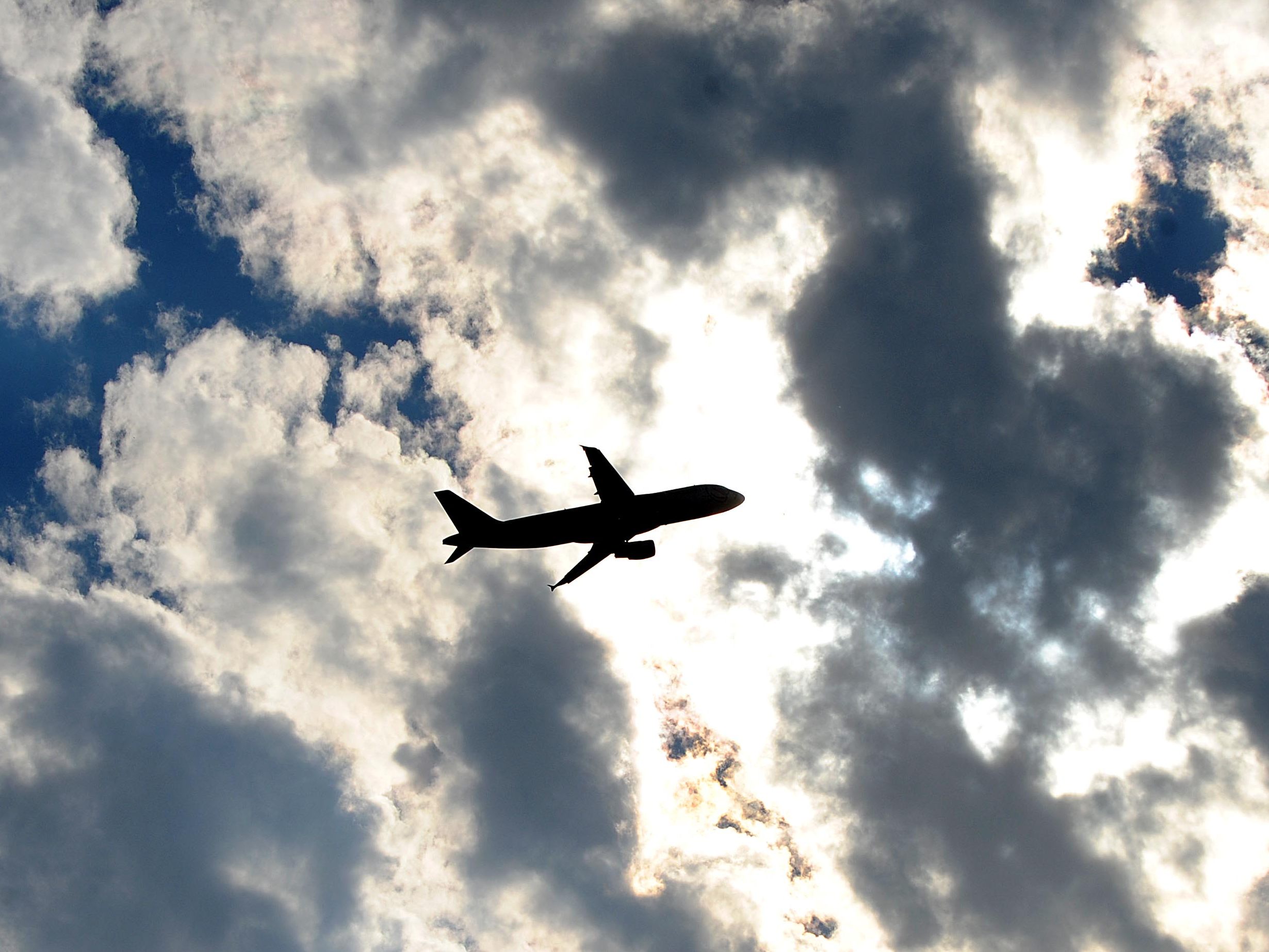 Österreich sperrt ab 15 Uhr den Luftraum für russische Flugzeuge.