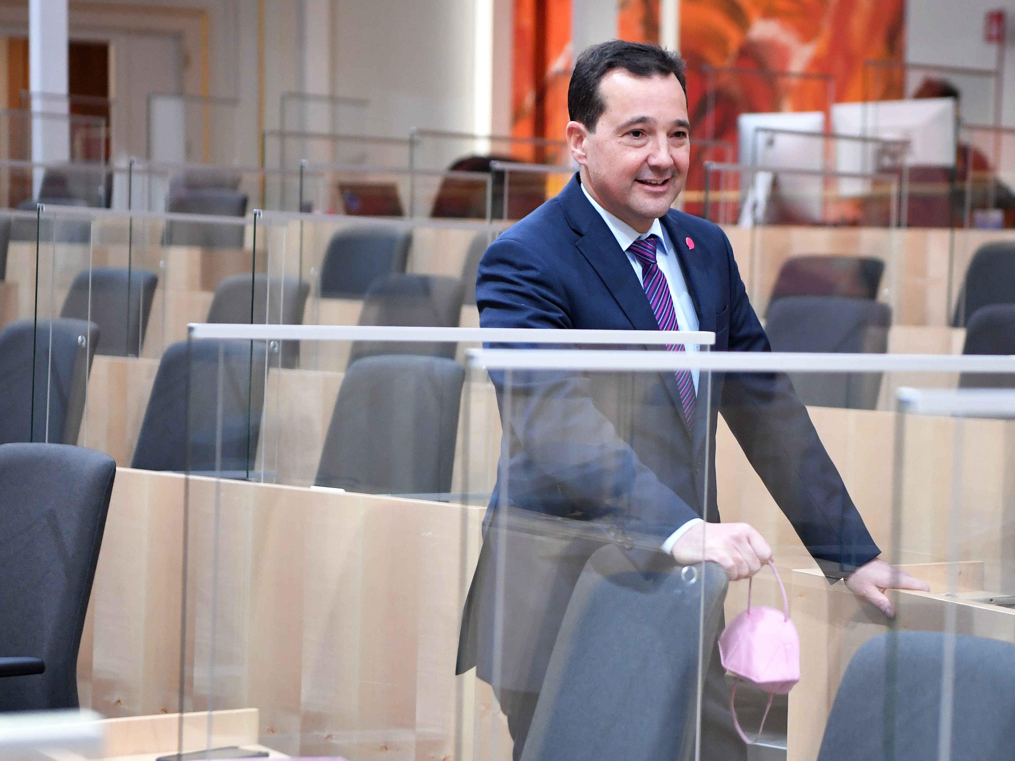 Gerald Loacker ist Wirtschaftssprecher der NEOS. Gerald Loacker ist Wirtschaftssprecher der NEOS.