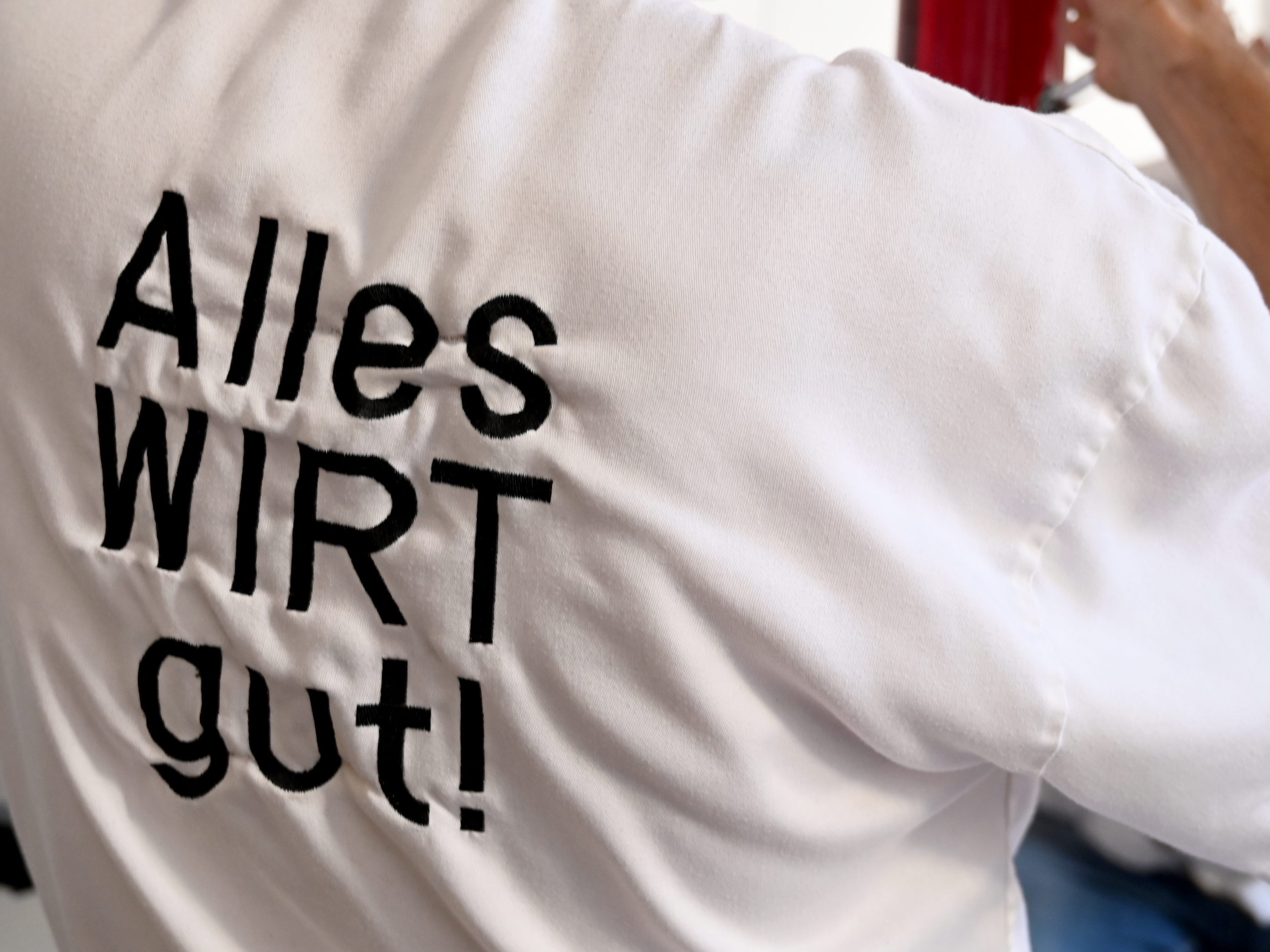 Unter anderem wird das Ende der Corona-Sperrstunde gefordert. Unter anderem wird das Ende der Corona-Sperrstunde gefordert.