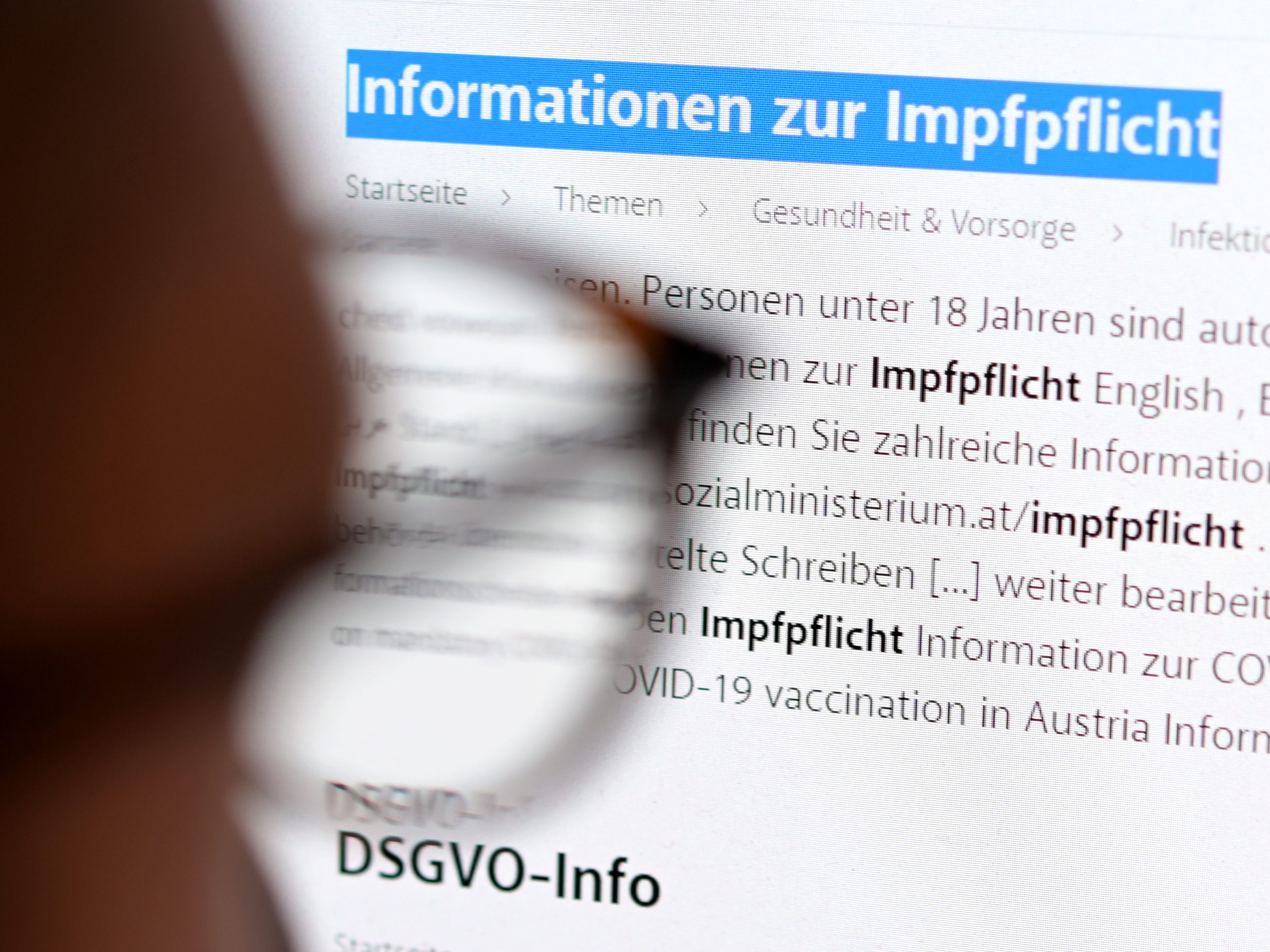 Mehrere Fachärzte-Gesellschaften kritisieren die Ausnahmen bei der Corona-Impfpflicht.