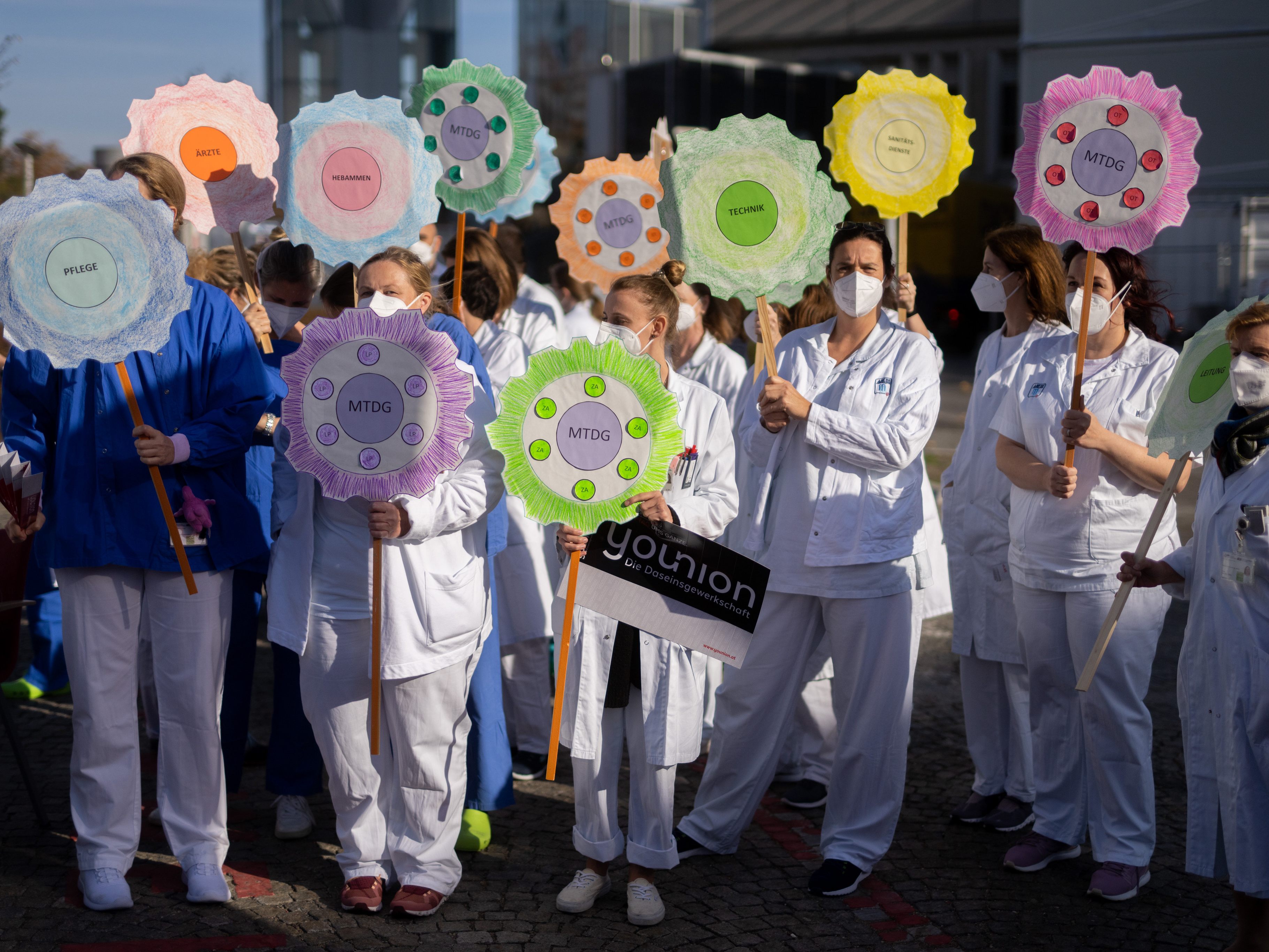 Das Gesundheitspersonal protestierte am Donnerstag wieder für Maßnahmen gegen die Krise im Gesundheitssystem. Das Gesundheitspersonal protestierte am Donnerstag wieder für Maßnahmen gegen die Krise im Gesundheitssystem.