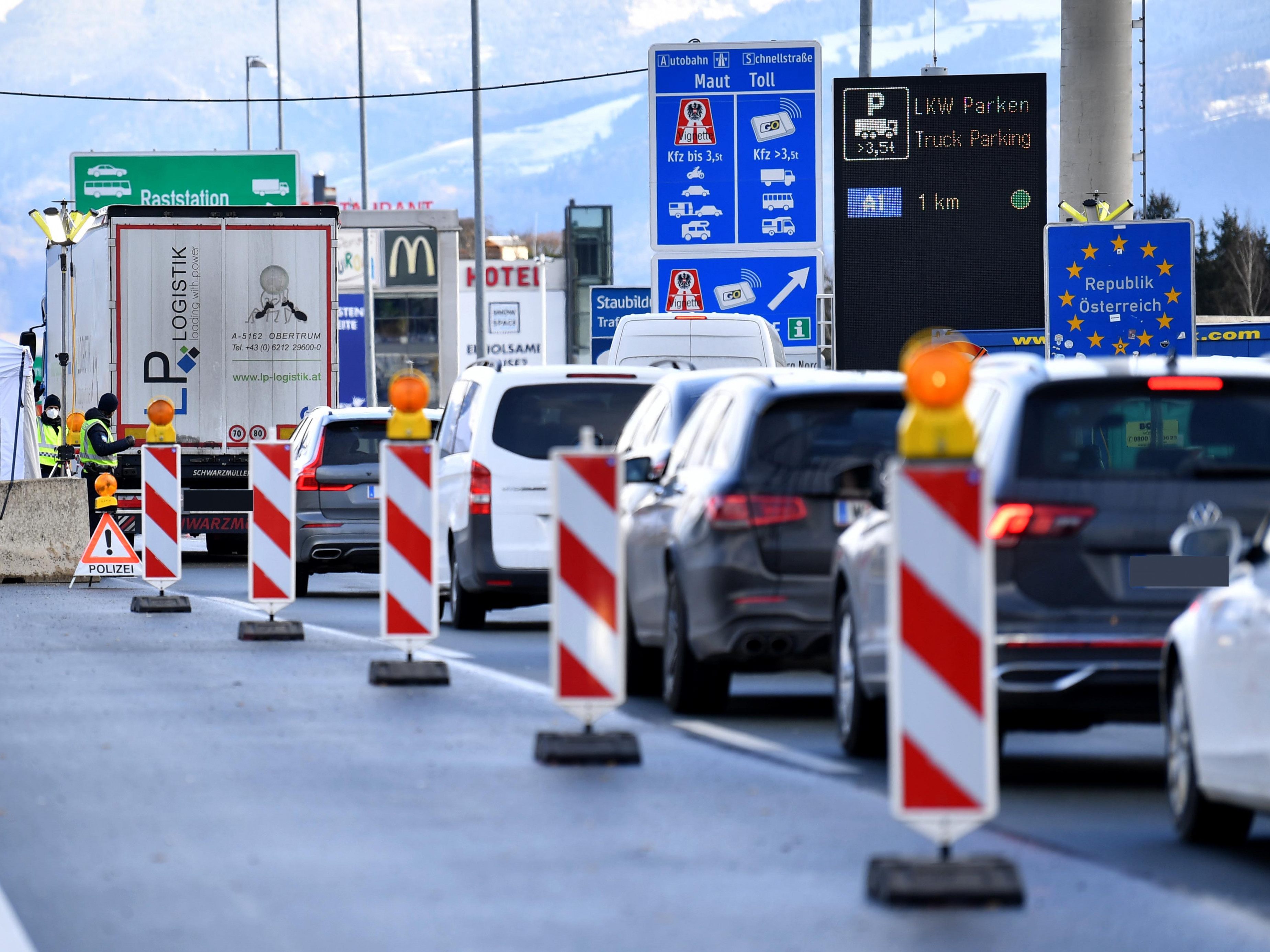 Beim Grenzübergang Walserberg ist Stau zu erwarten Beim Grenzübergang Walserberg ist Stau zu erwarten