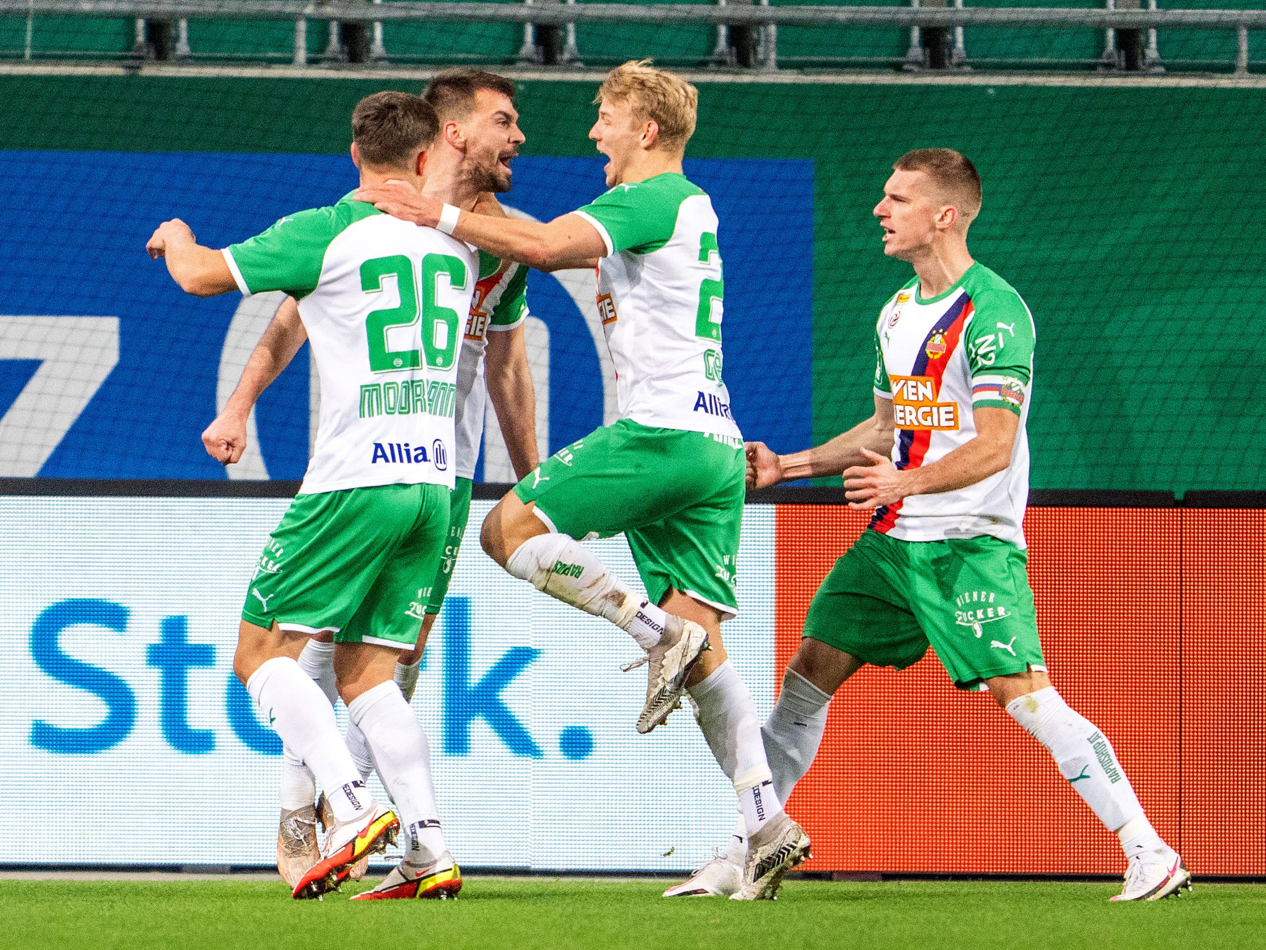 LIVE-Ticker zum Spiel Rapid Wien gegen Vitesse Arnheim ab 18.45 Uhr. LIVE-Ticker zum Spiel Rapid Wien gegen Vitesse Arnheim ab 18.45 Uhr.