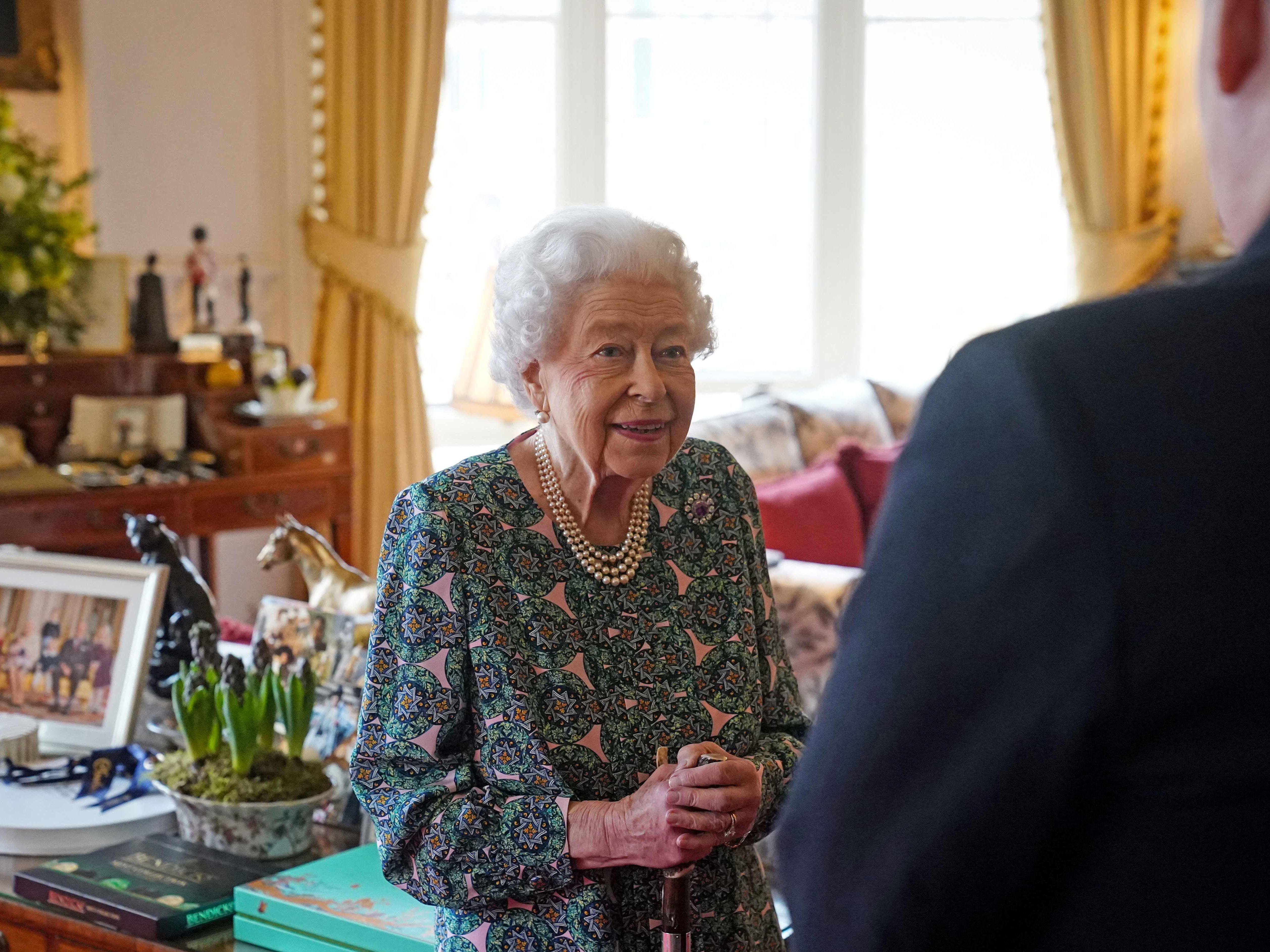 Der Gesundheitszustand der Queen gibt Anlass zur Sorge.