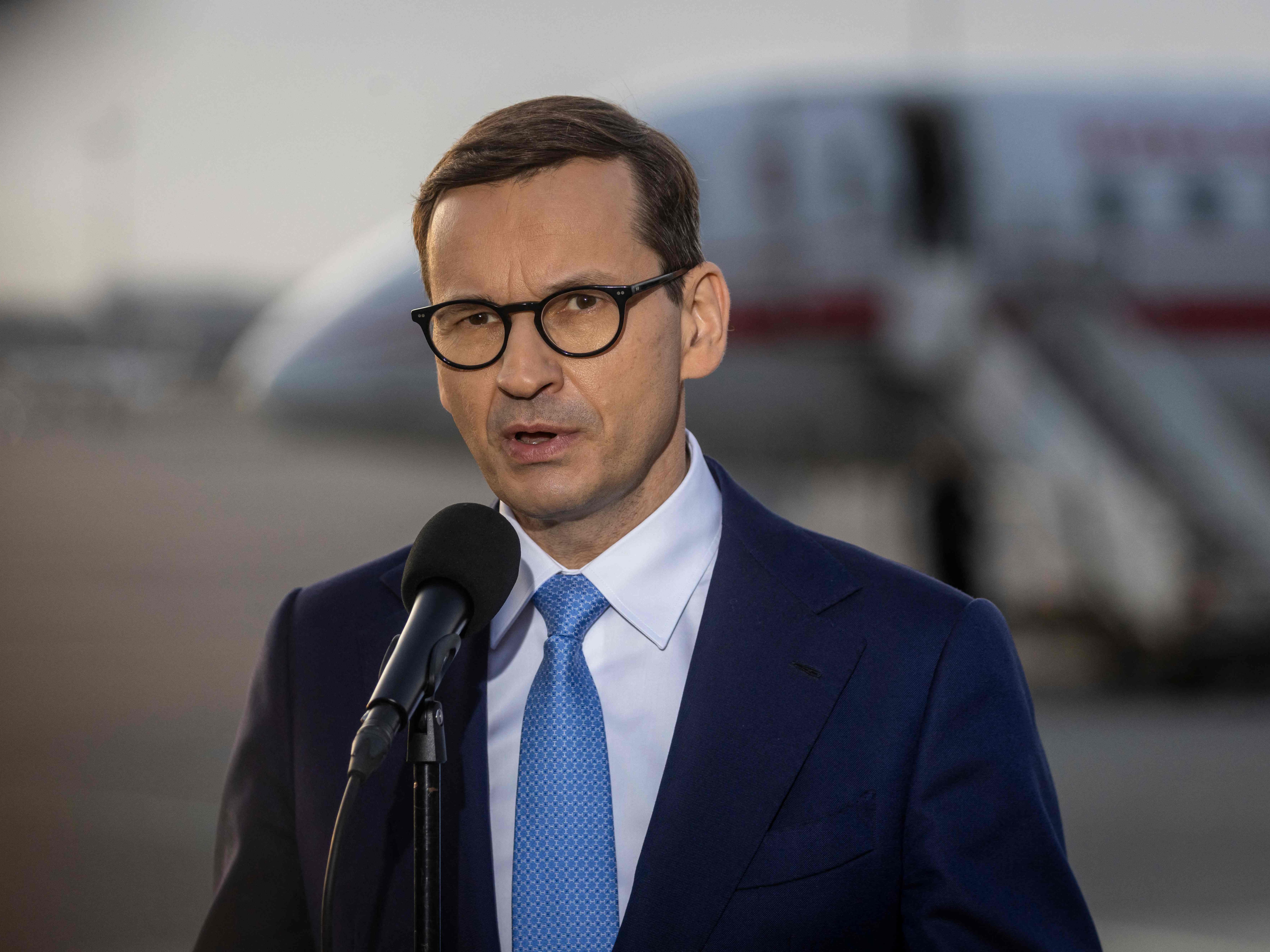 Ukraine: Polen fordert mehr NATO-Truppen und höhere EU-Verteidigungsausgabe. Ukraine: Polen fordert mehr NATO-Truppen und höhere EU-Verteidigungsausgabe.