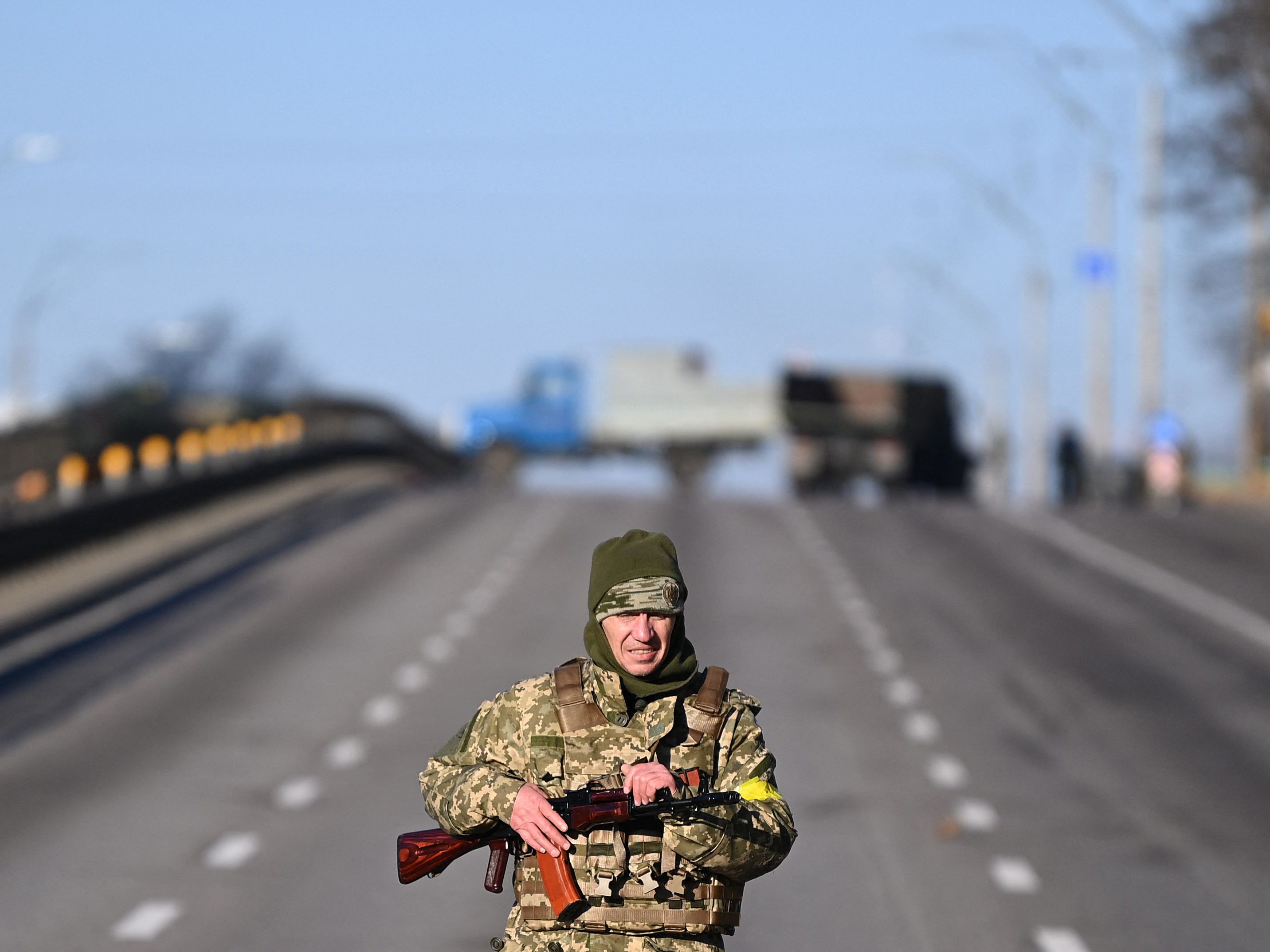 Zwei Dutzend Staaten unterstützen Ukraine mit Waffen, Munition und Geld.