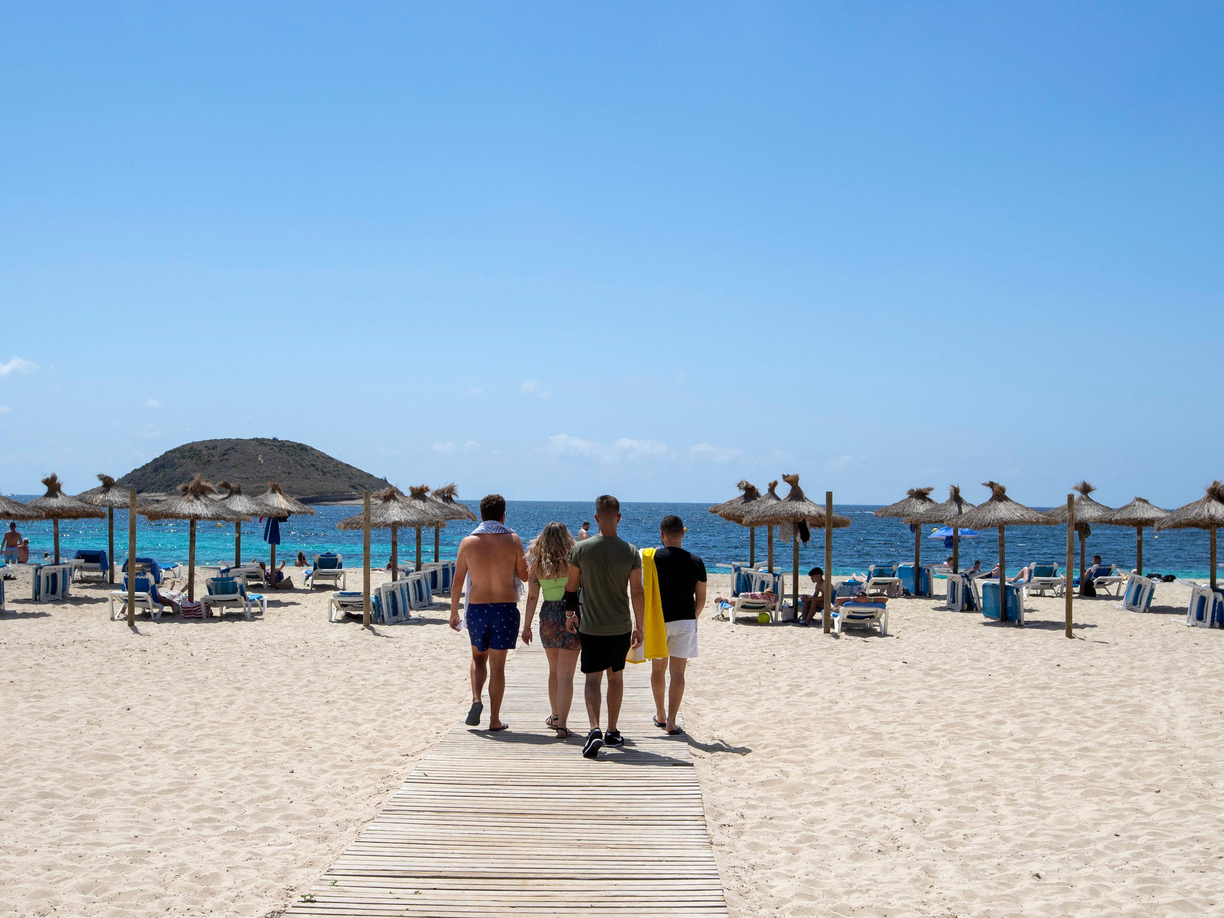 Keine Maske mehr im Freien in Spanien - Mallorca lässt 3G fallen.