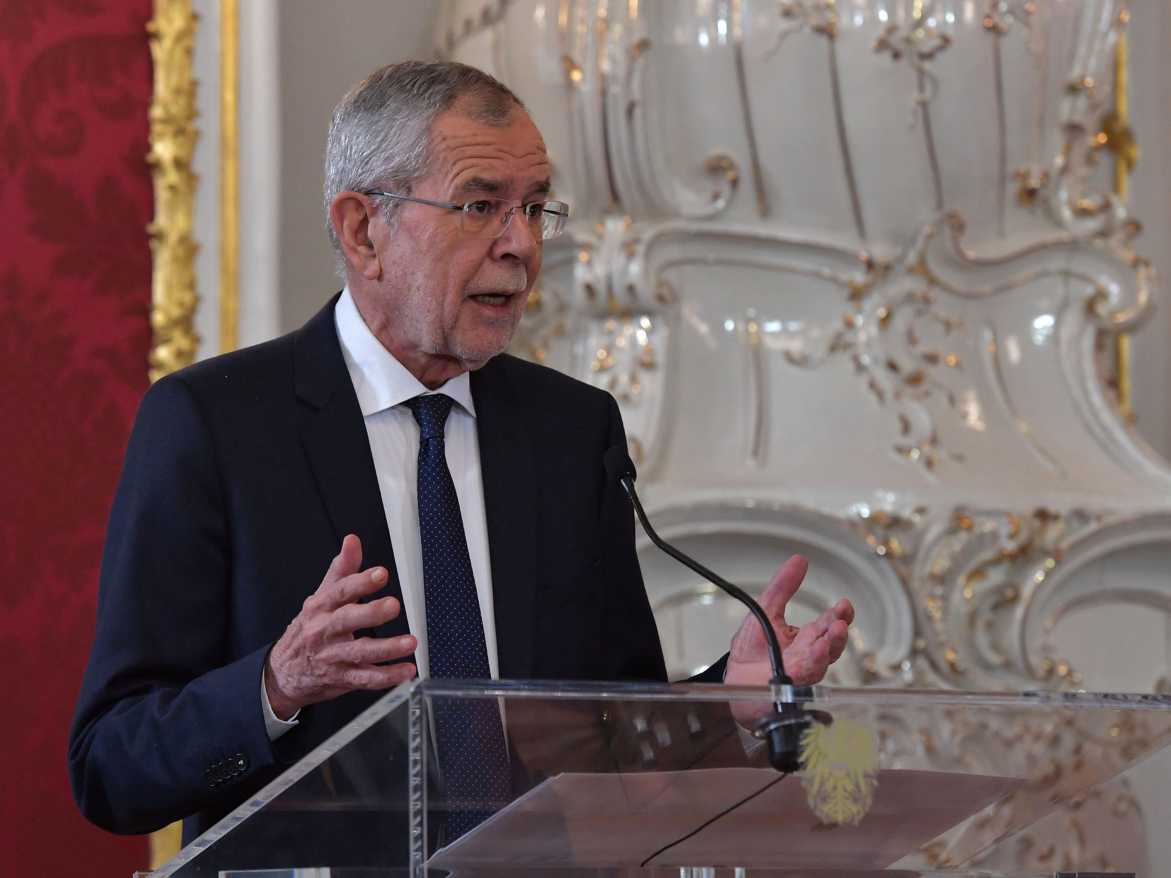 Experten rechnen mit Antreten von Van der Bellen bei der BP-Wahl 2022. Experten rechnen mit Antreten von Van der Bellen bei der BP-Wahl 2022.