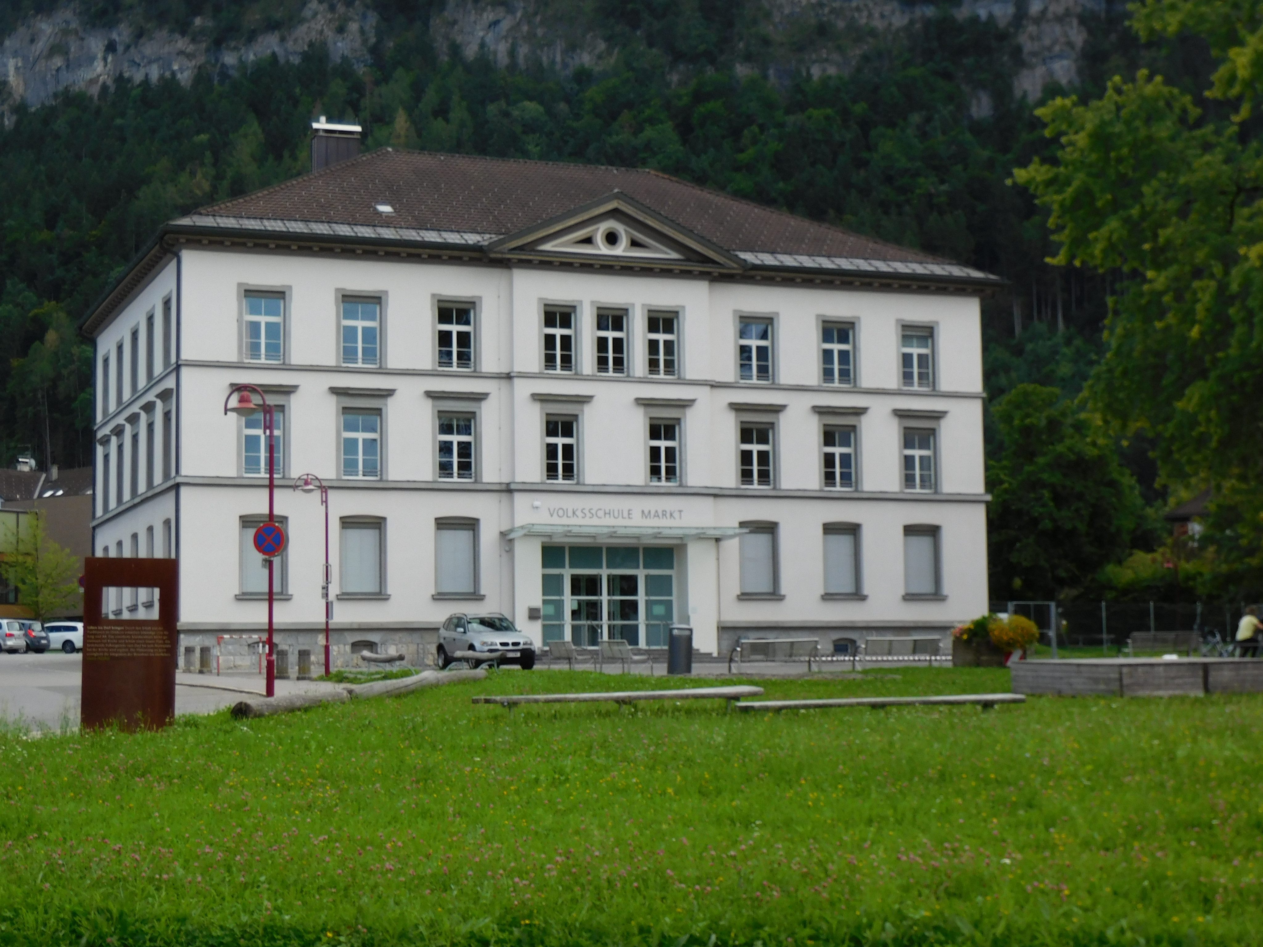 Die Erweiterung und Sanierung der Volksschule Götzis Markt muss noch warten Die Erweiterung und Sanierung der Volksschule Götzis Markt muss noch warten