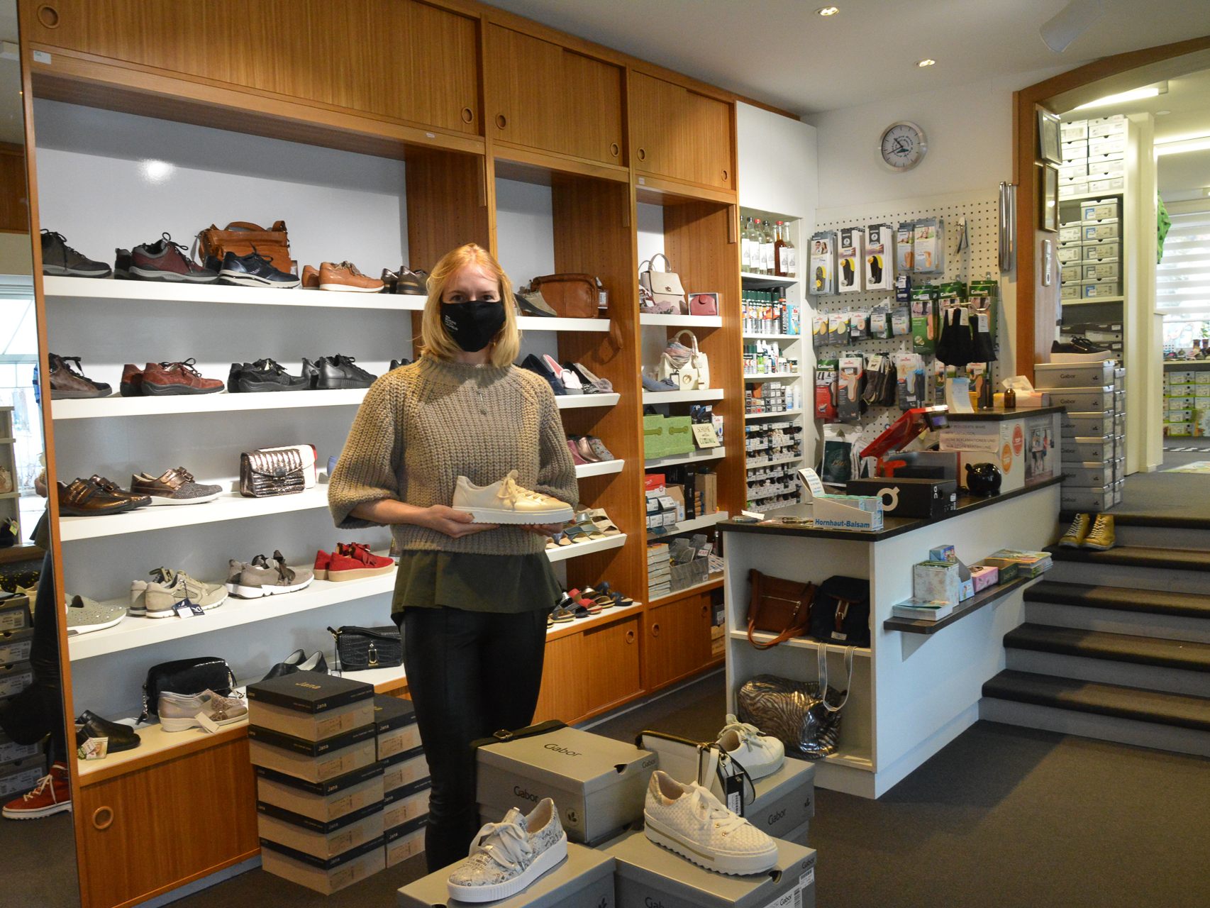 Sabrina Günter vom gleichnamigen Schuhgeschäft steht den weiteren Öffnungsschritten sehr positiv gegenüber. Sabrina Günter vom gleichnamigen Schuhgeschäft steht den weiteren Öffnungsschritten sehr positiv gegenüber.